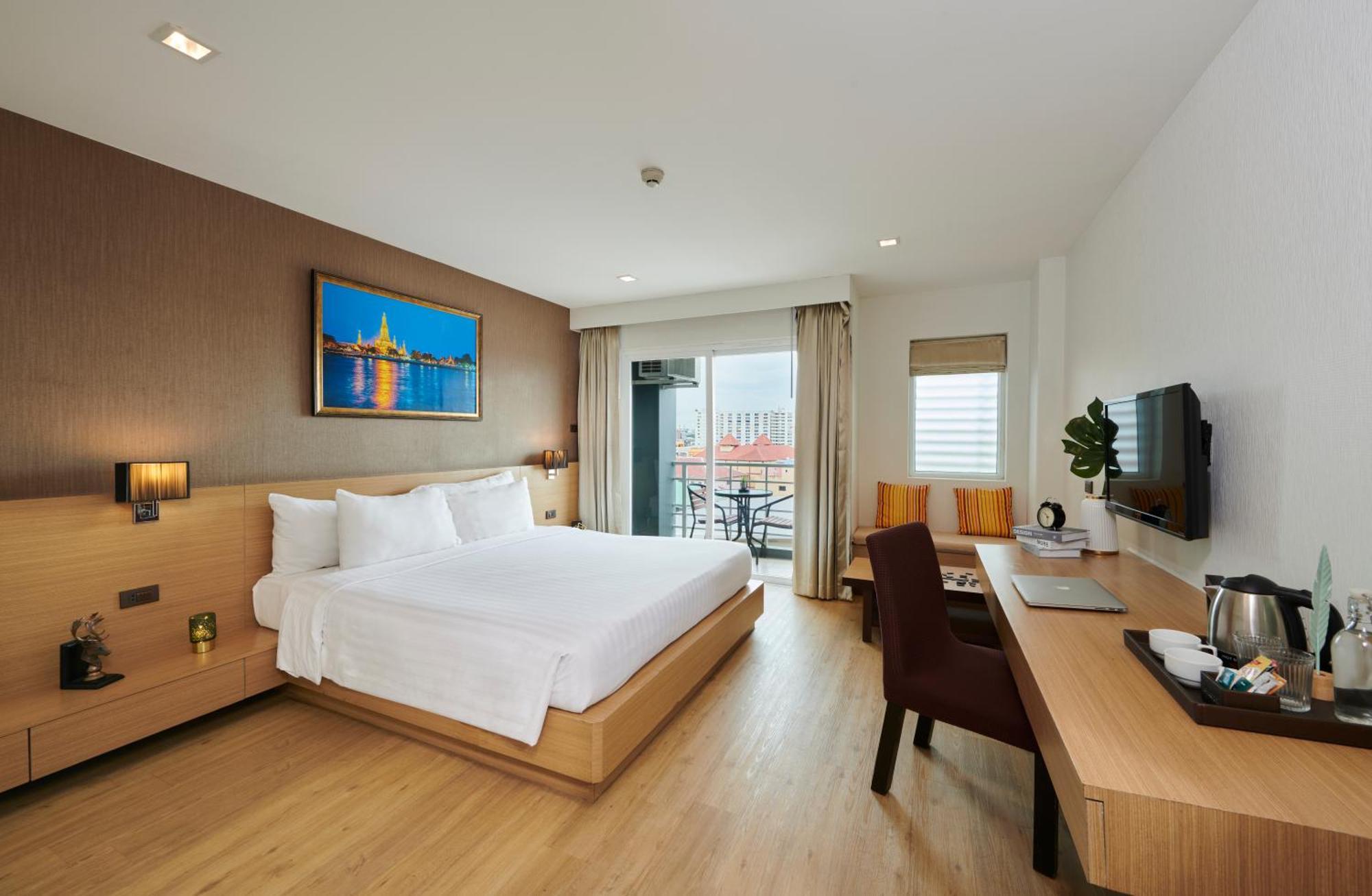 Deluxe Double or Twin Room Balcony