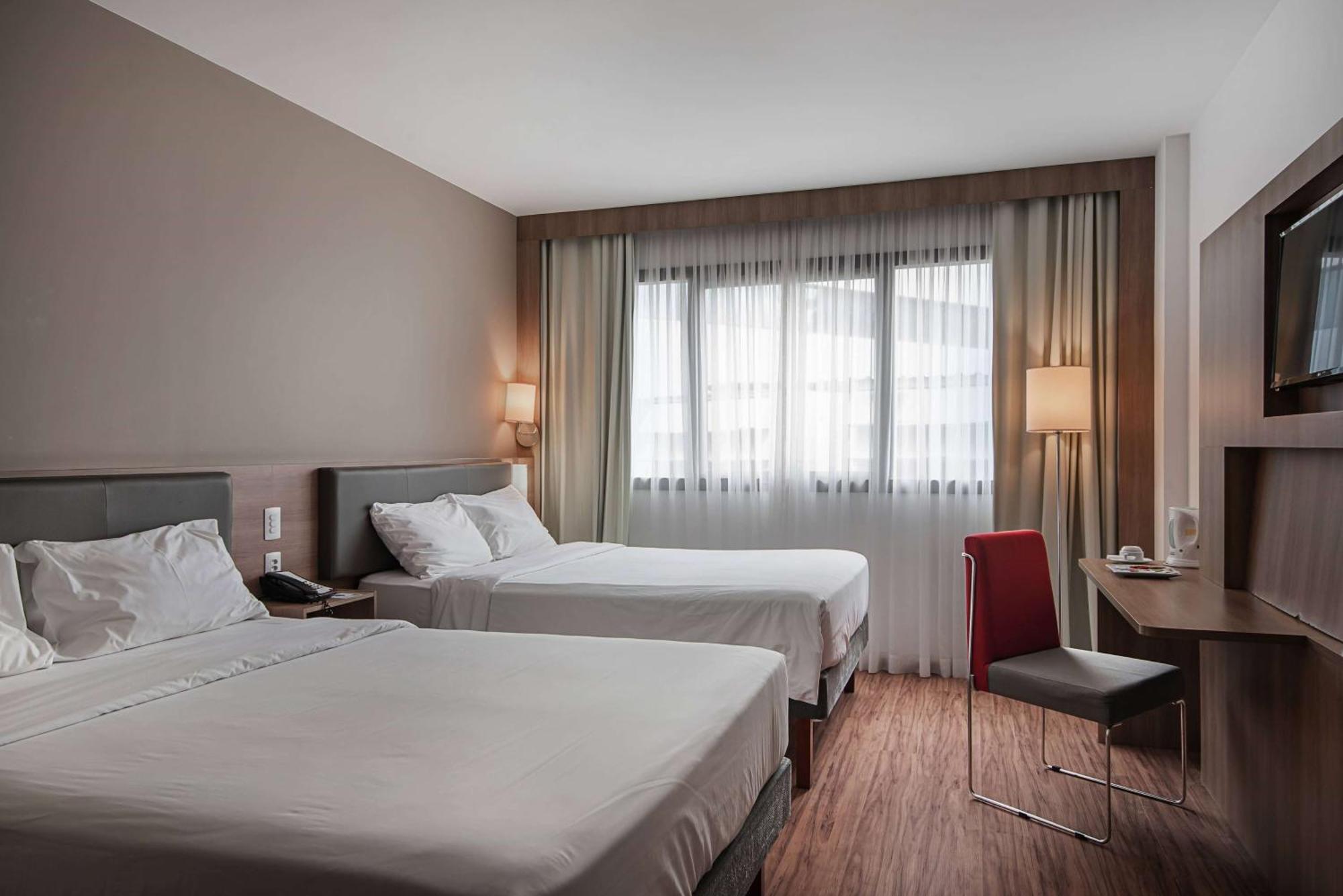 Superior Room with Two Double Beds, Non-Smoking,1537917637:JPEG