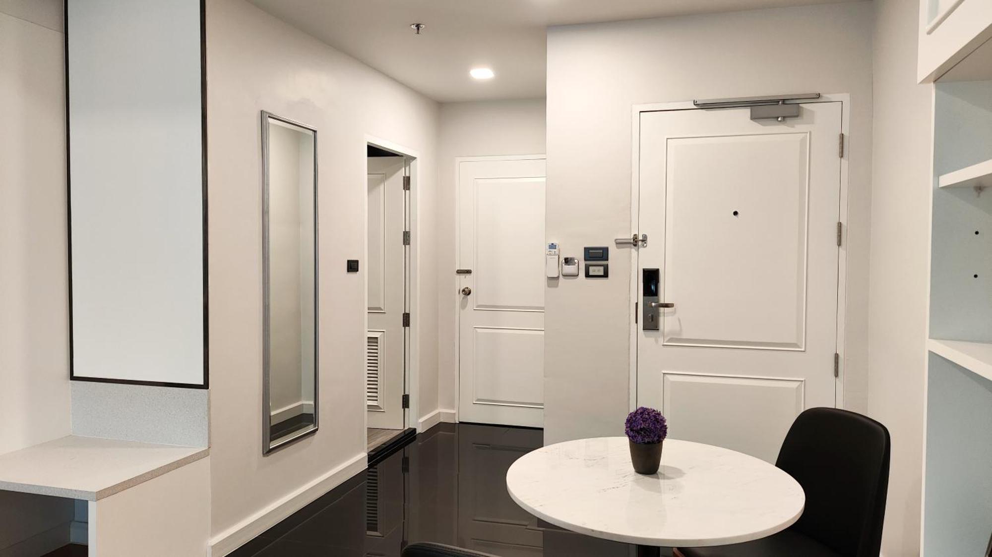 Grand Premier Room