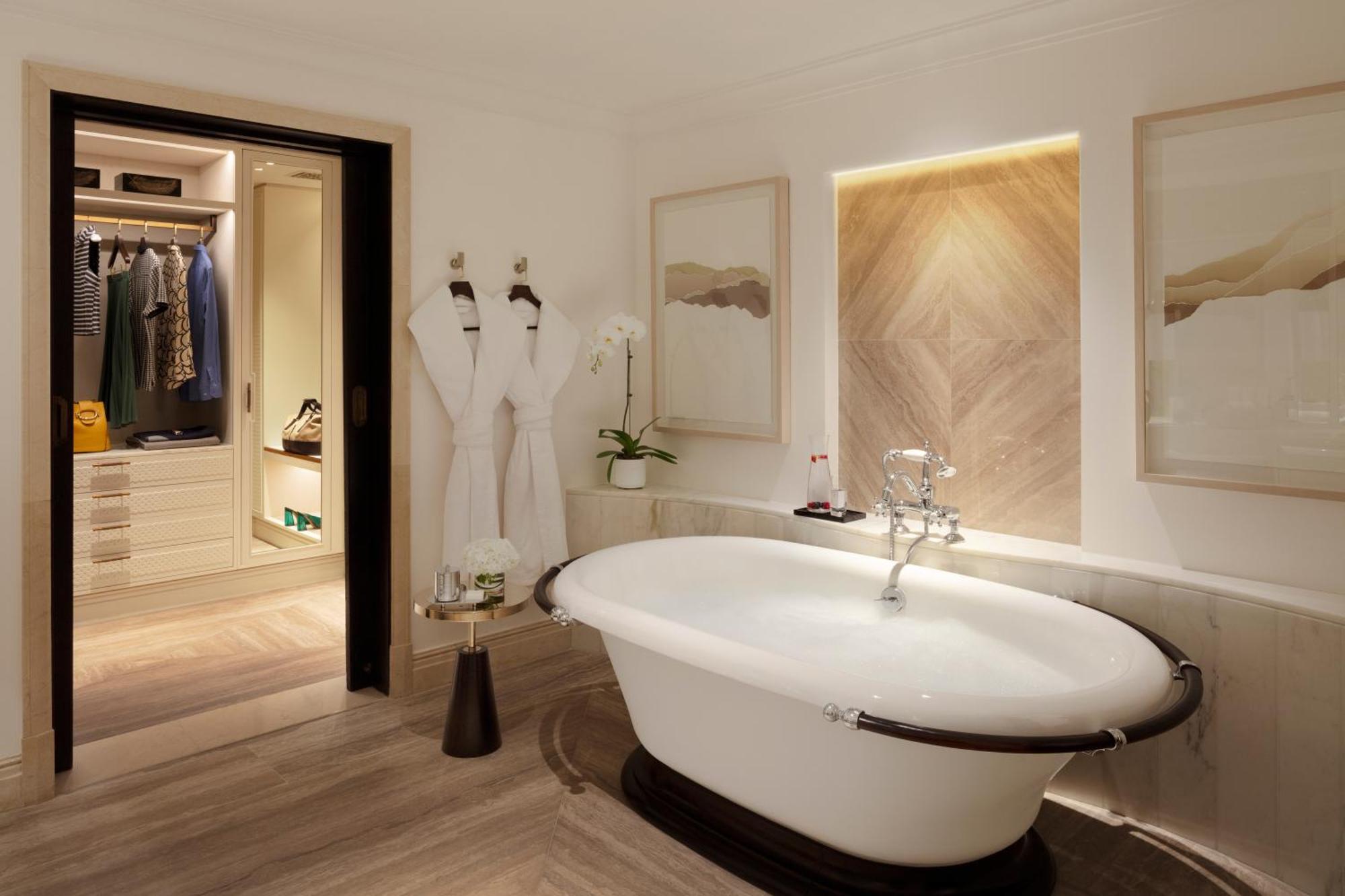 Palm House Garden Suite