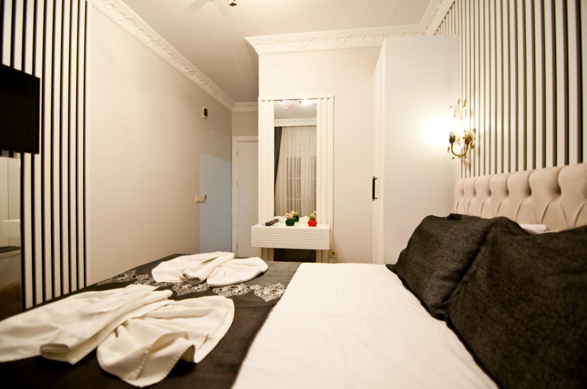 Economy Double Room Balcony lower floor