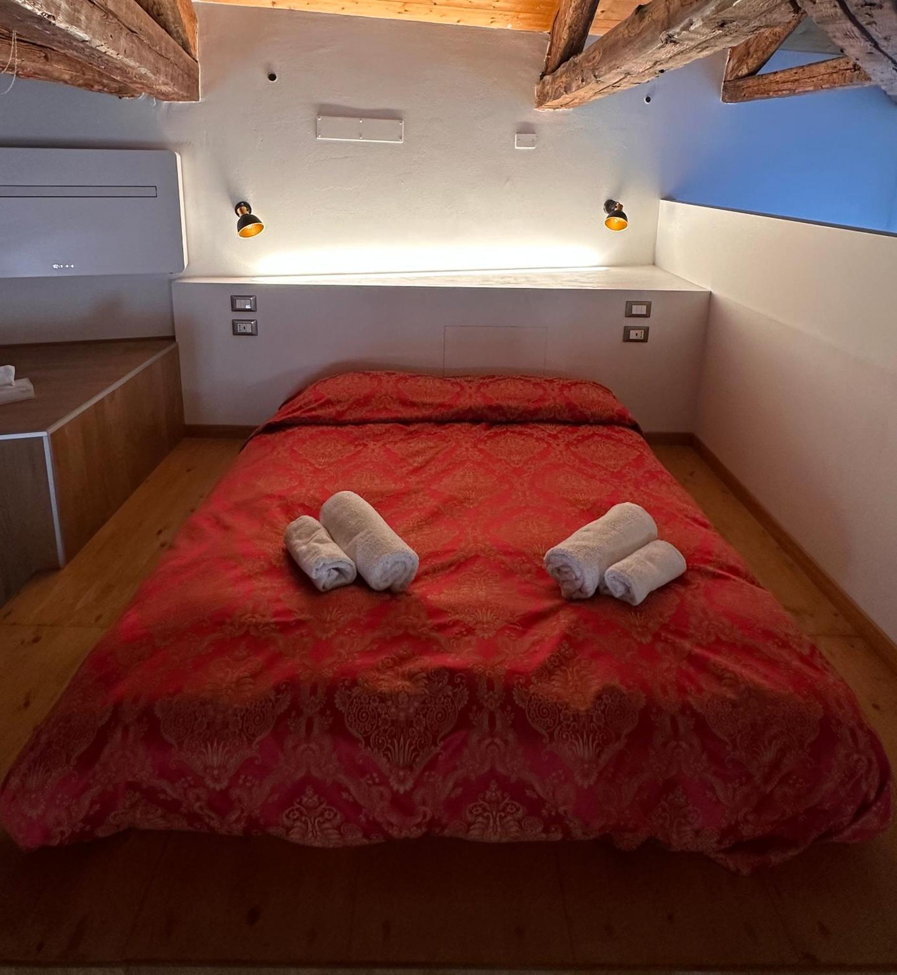 Duplex Apartment,1536712123:JPEG