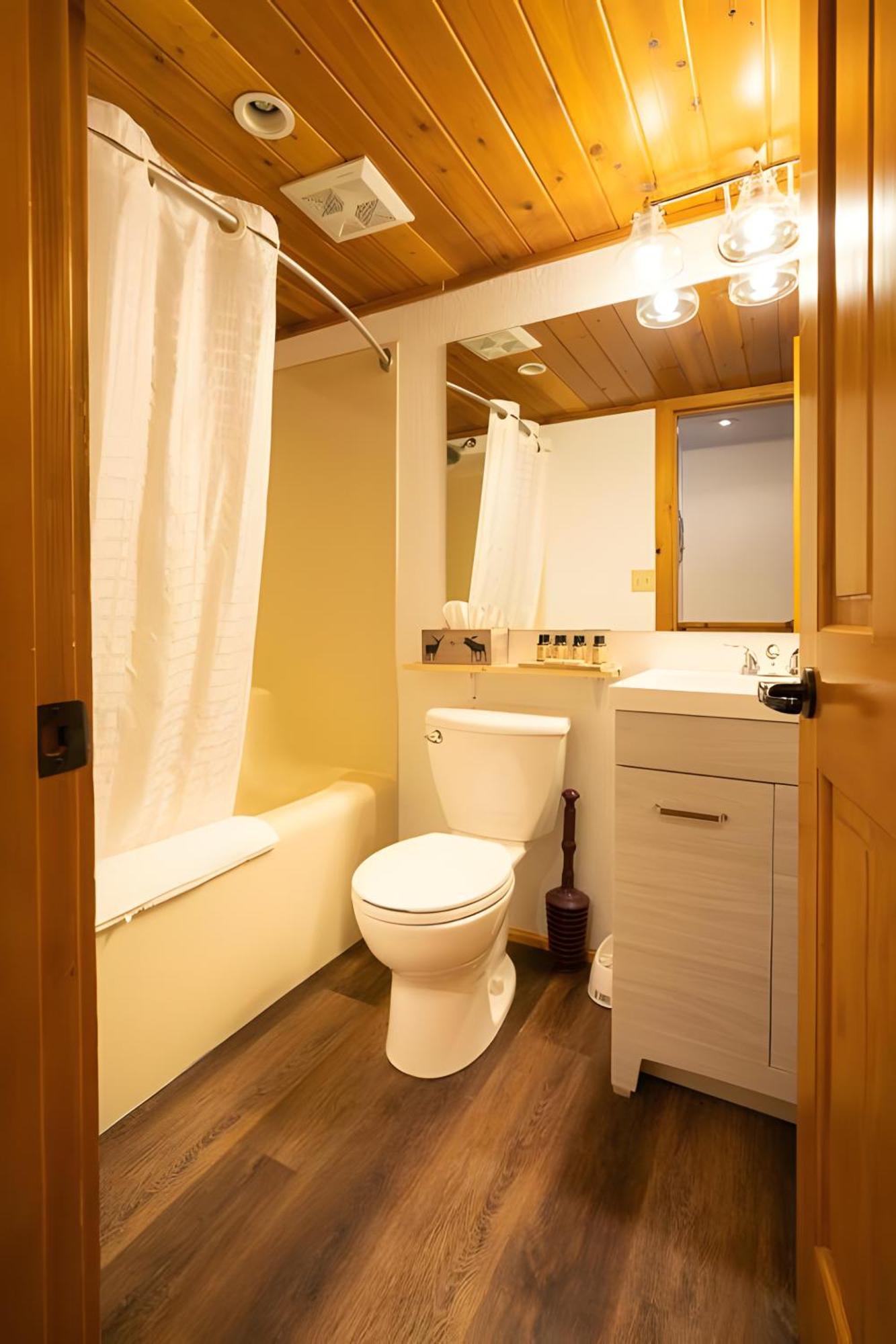 Loft hut met 1 slaapkamer (ladder)