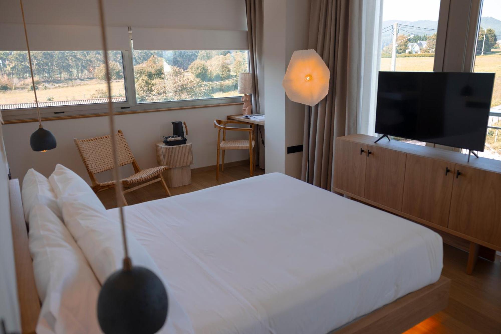 Deluxe Double Room Side Sea View