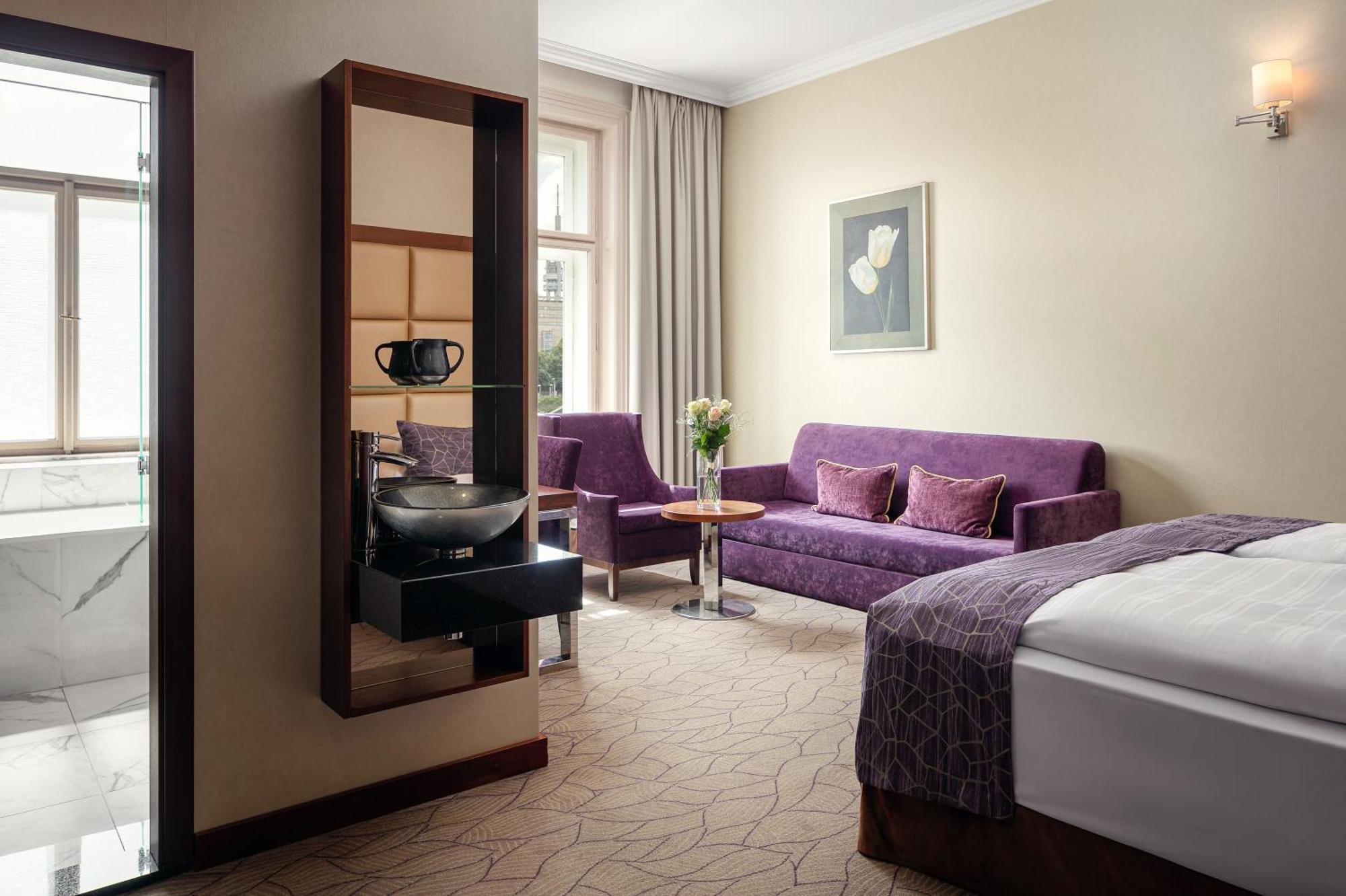Boutique Suite Spa Access