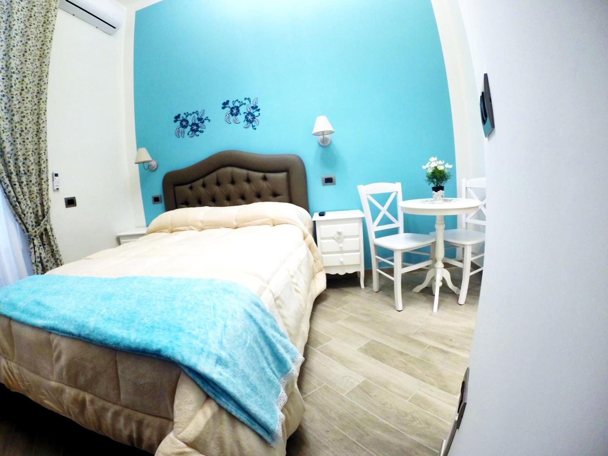 Double Room Private Bathroom
