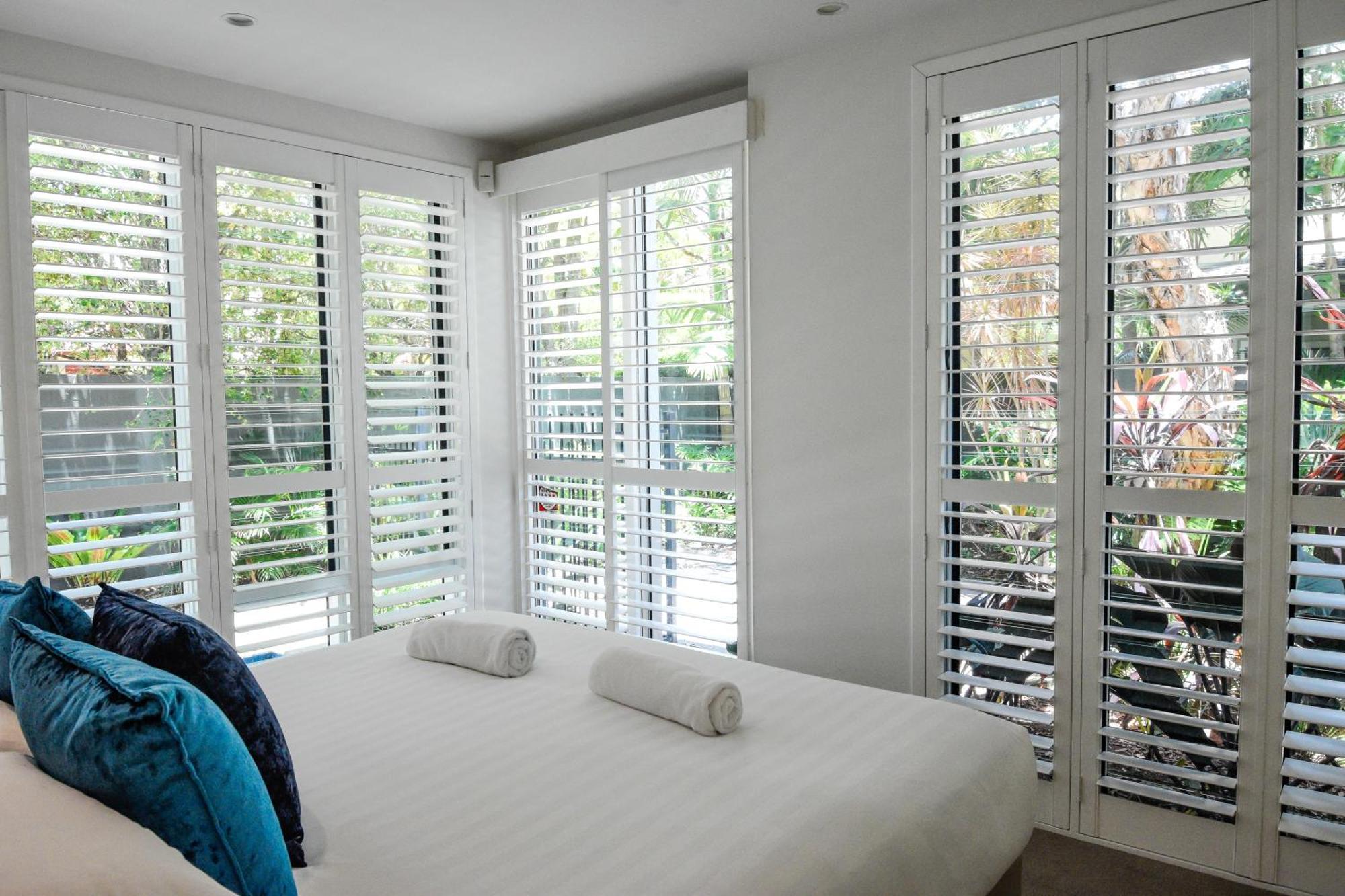 Three-Bedroom Belongil Penthouse,1538715649:JPEG