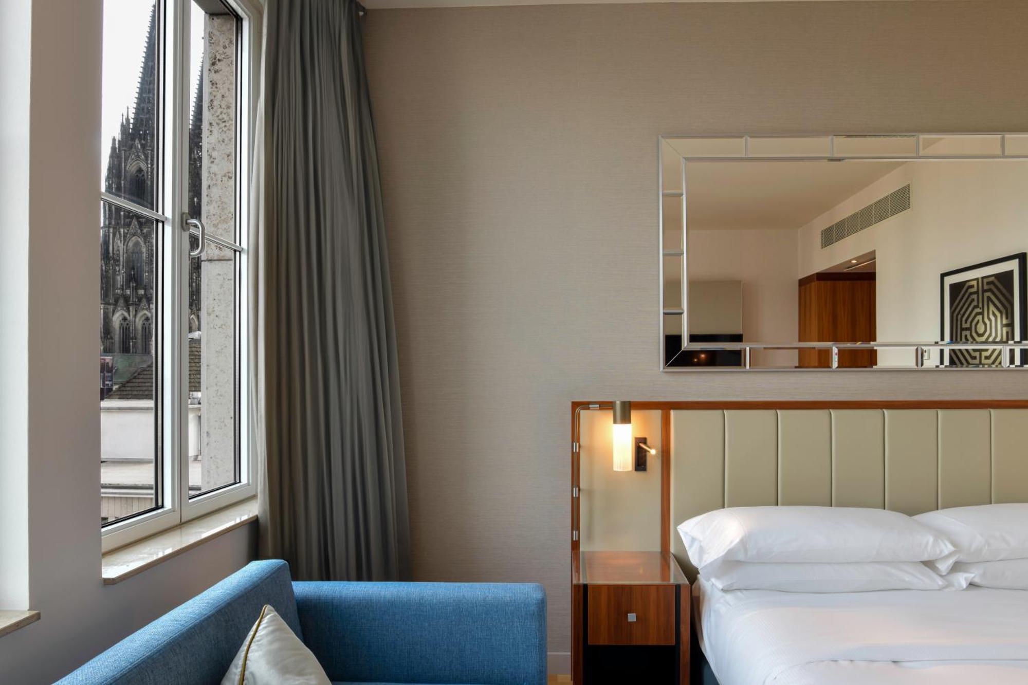 Deluxe King Room View