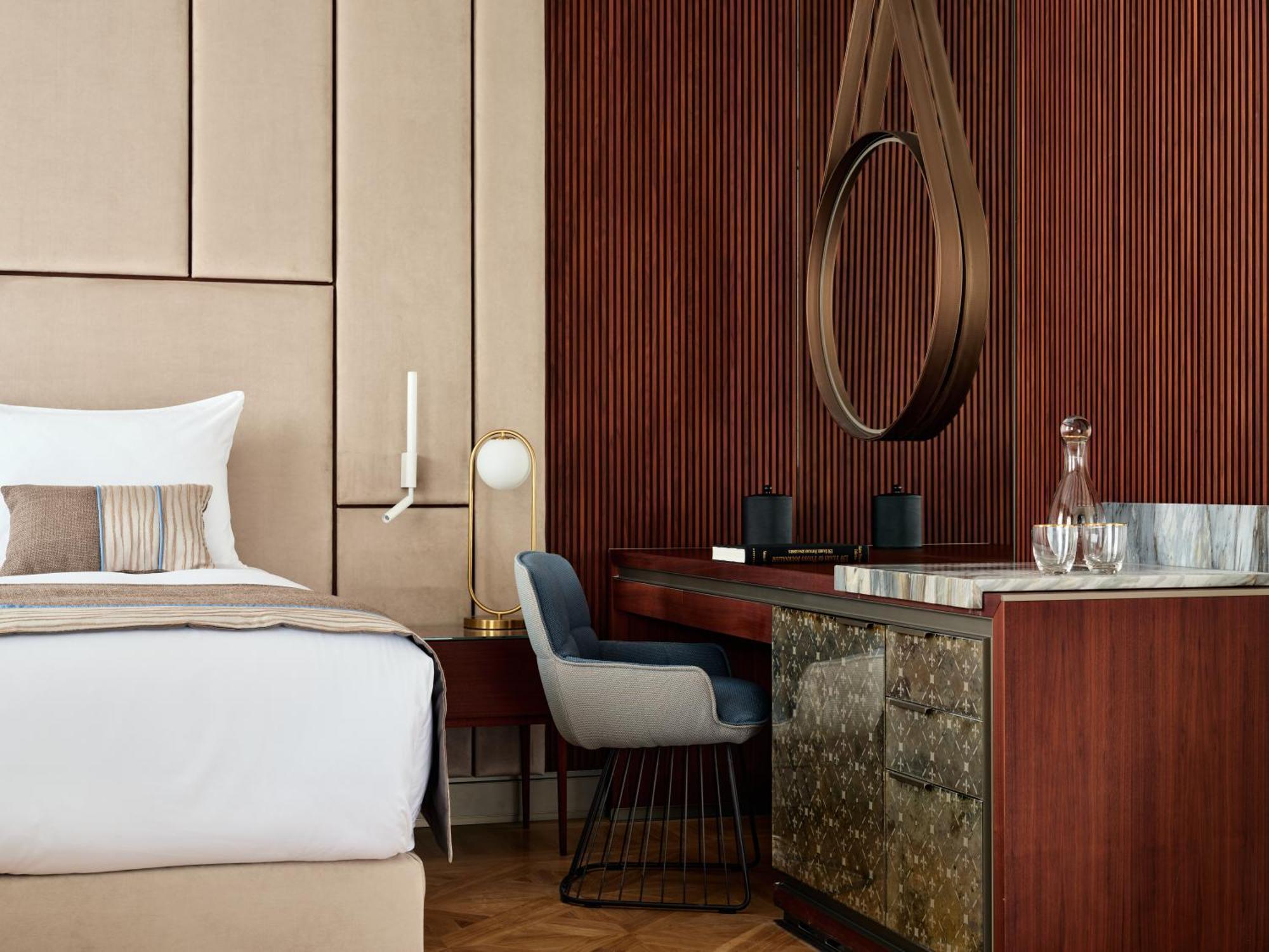 Capriccio Executive King Room,1500941686:JPEG