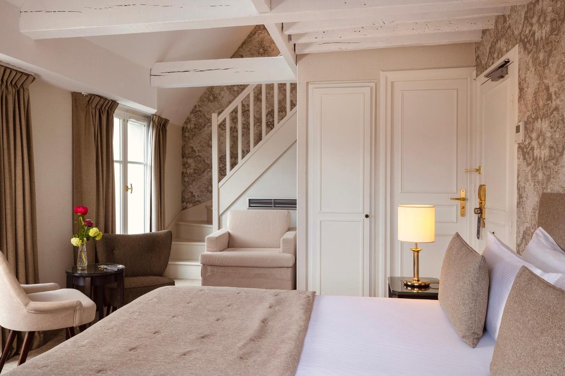 Parisian Suite