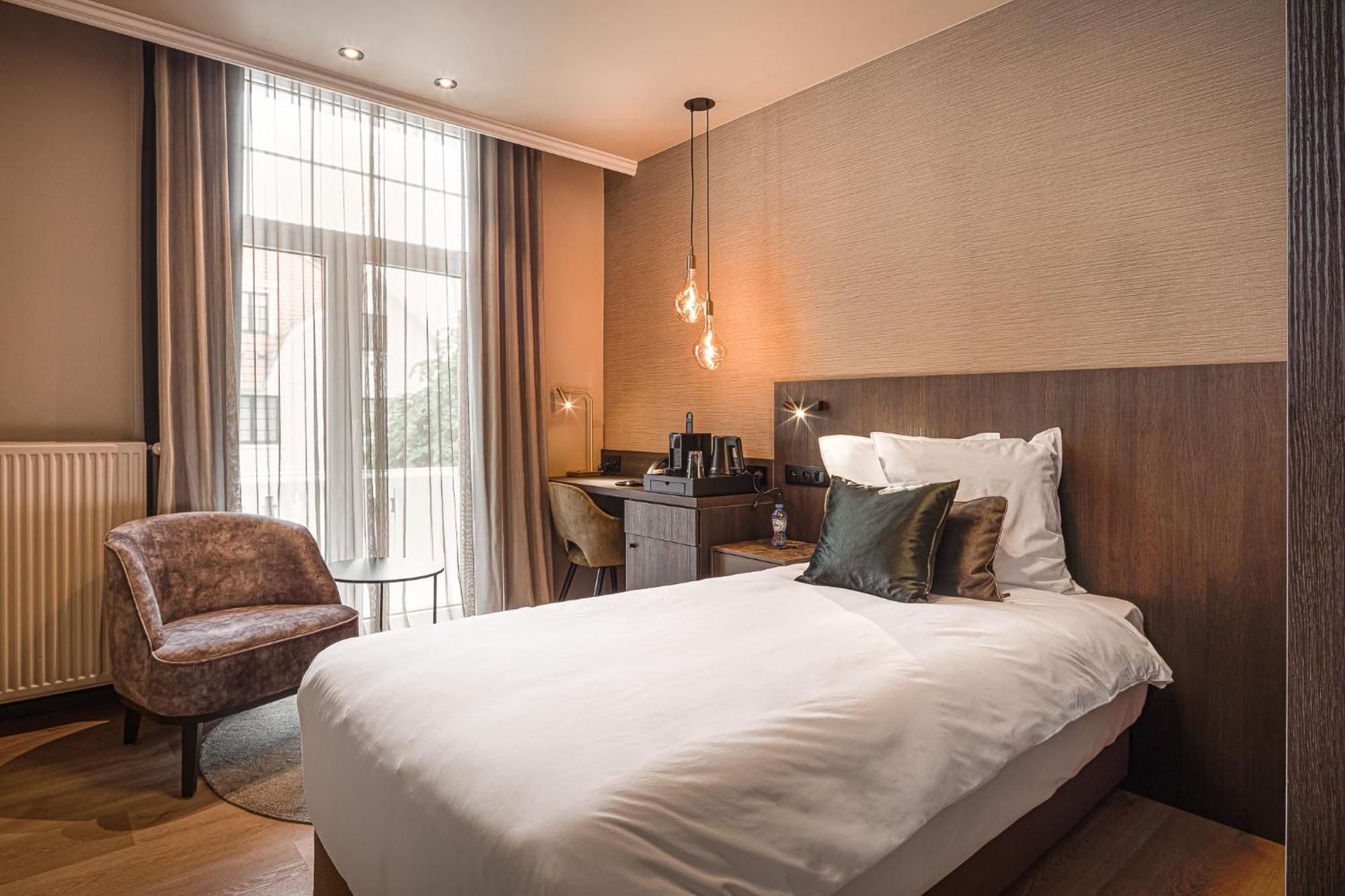 Single Room with Terrace,1544004364:JPEG