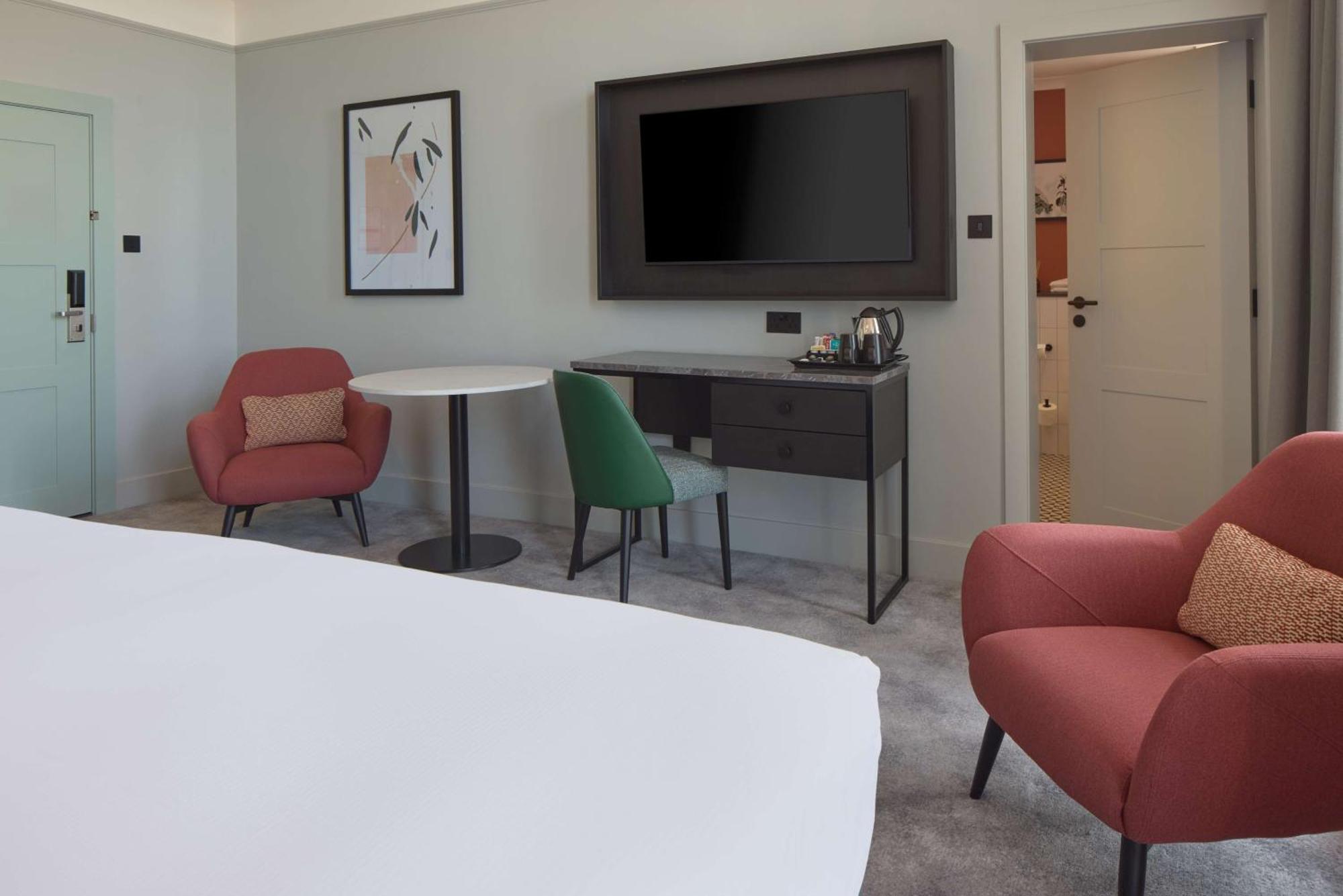 Superior King Room with Sea View and Balcony
