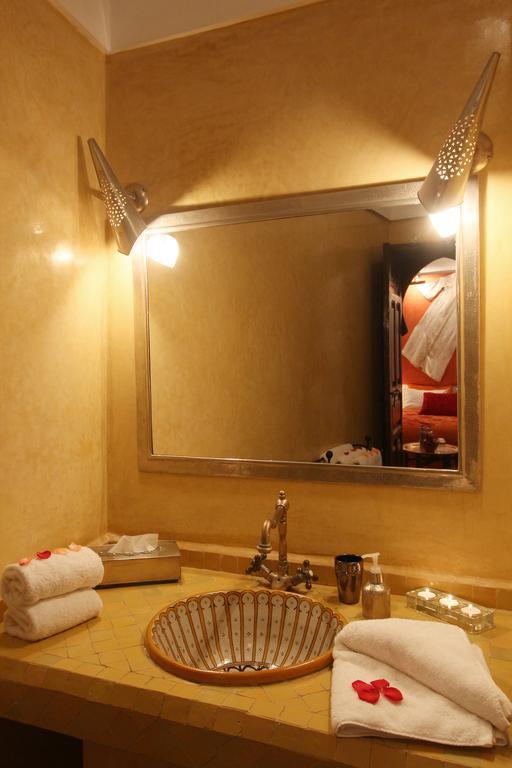 Large Double or Twin Room,991061143:JPEG
