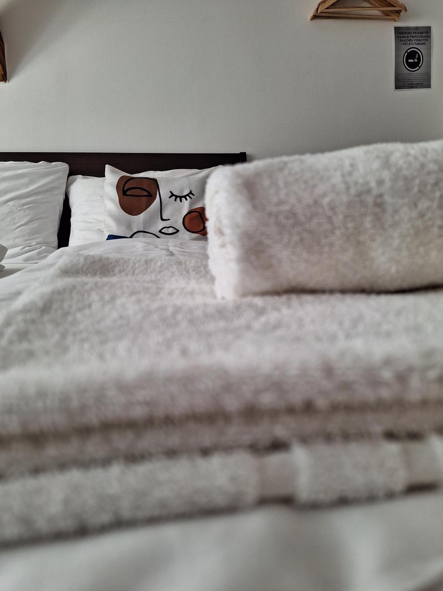 Chambre Double avec Salle de Bains Privative