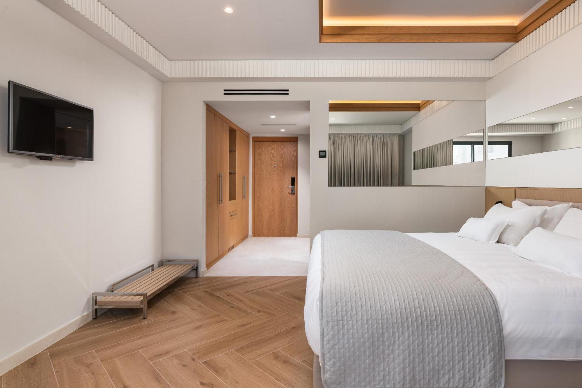 Doppelzimmer mit seitlichem Meerblick