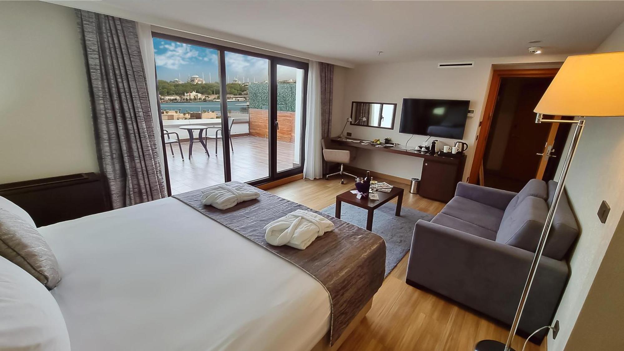 Deluxe Room with Terrace,1546634551:JPEG