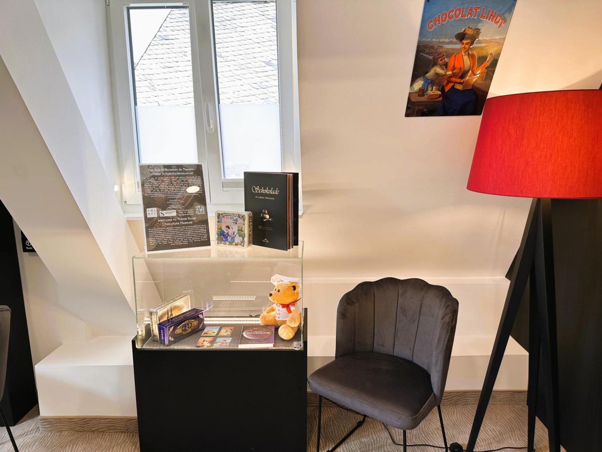 Large Double Room Old Town View