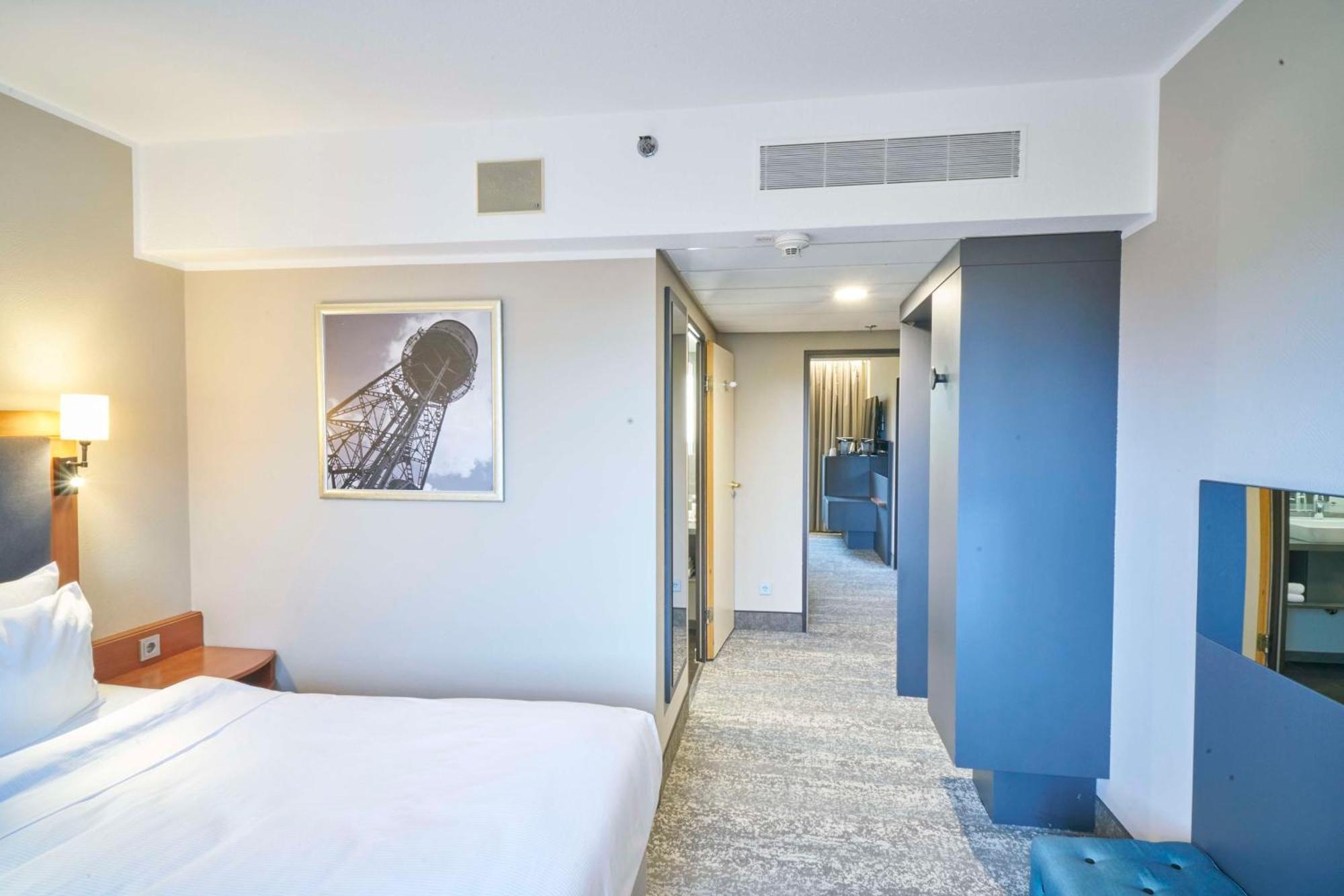 Junior Suite,1547738965:JPEG