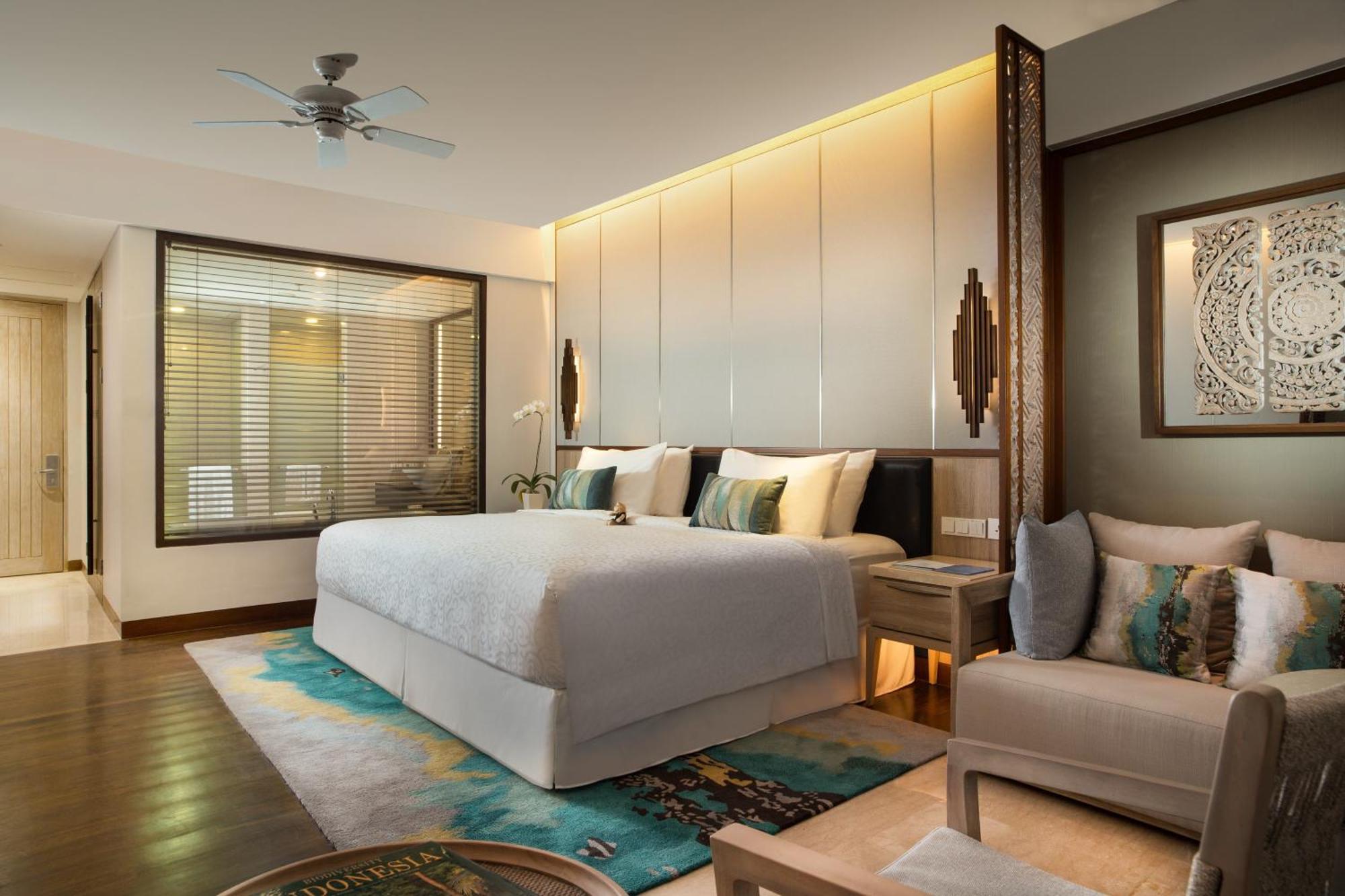 Chambre Lit King-Size de Luxe - Accessible aux Personnes à Mobilité Réduite