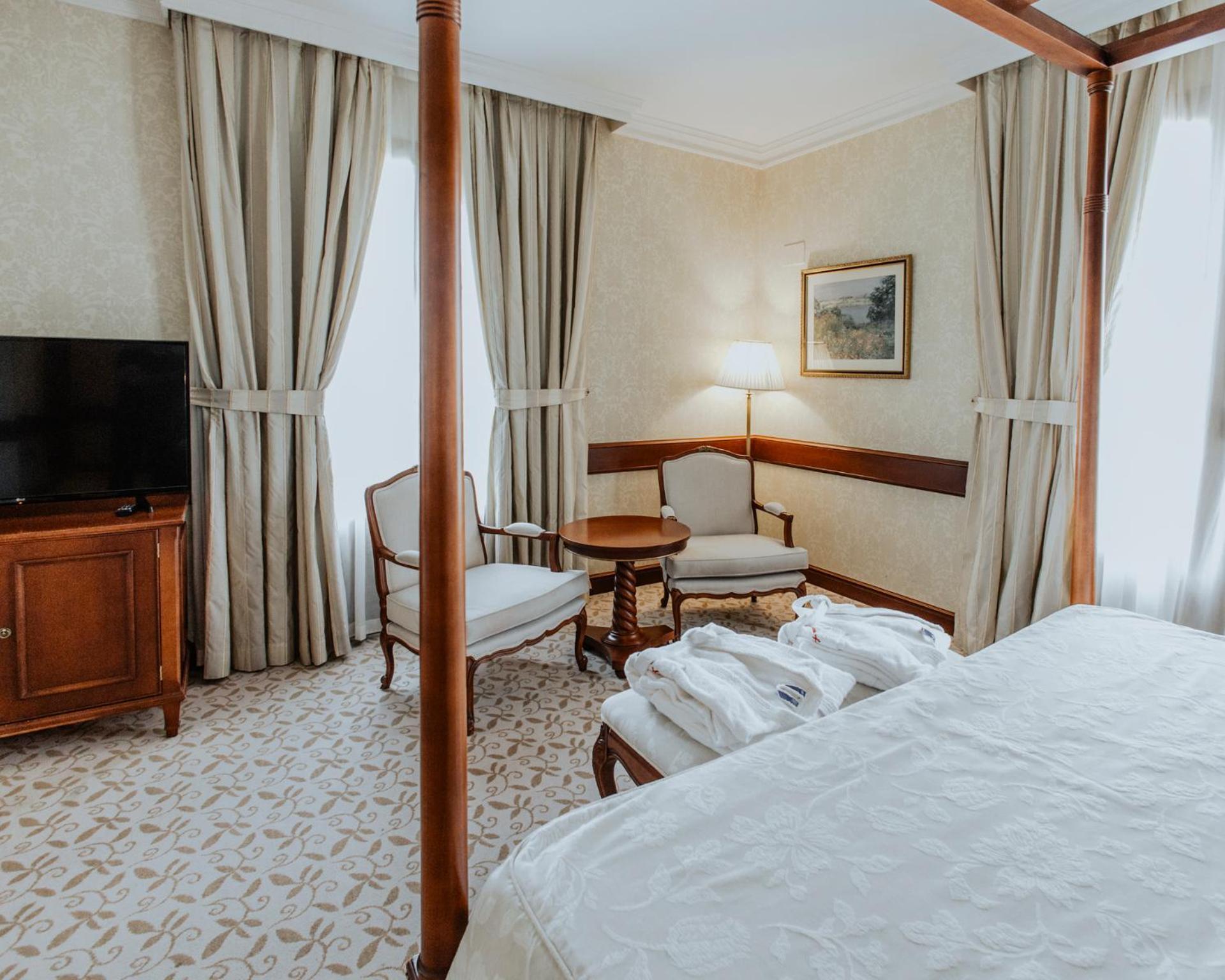 Suite Extra Bed