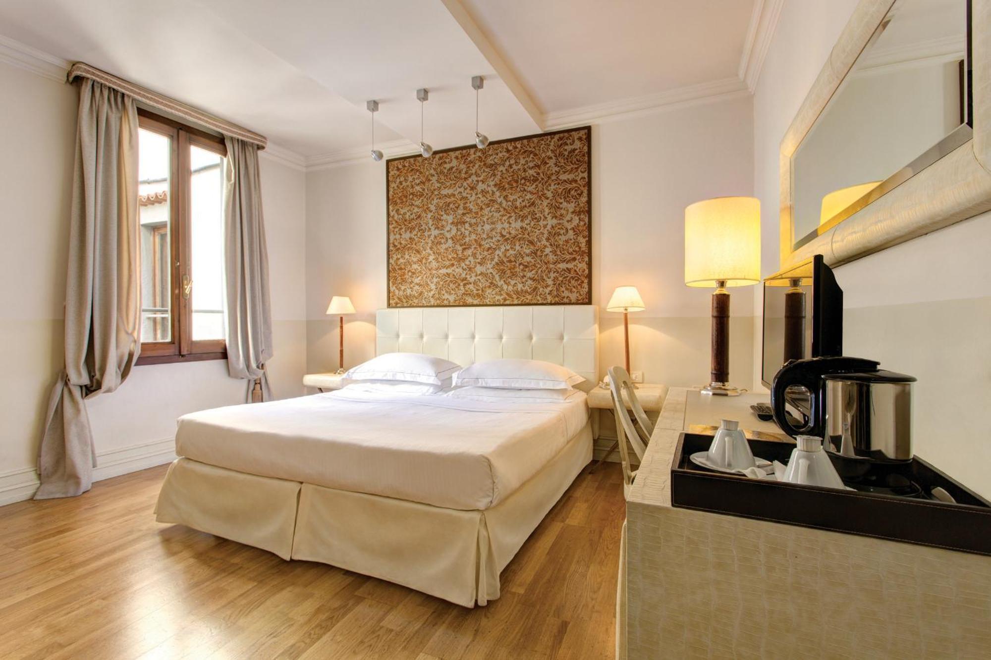 Quarto Deluxe com Cama de Casal ou 2 de Solteiro