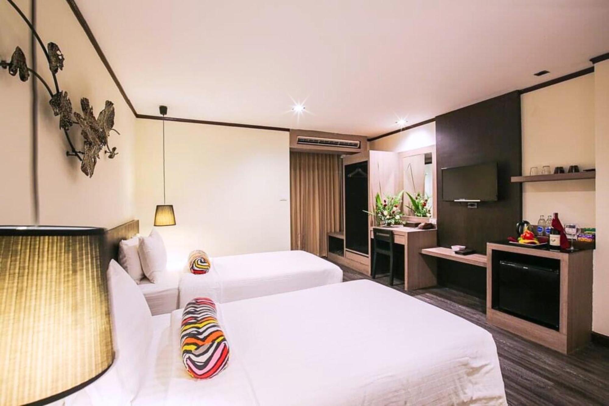 Deluxe Twin Room
