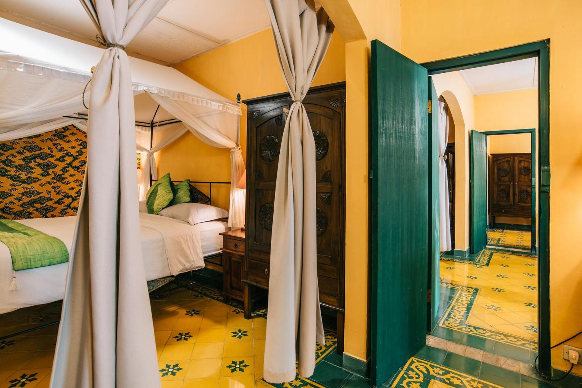 Deluxe Double or Twin Room