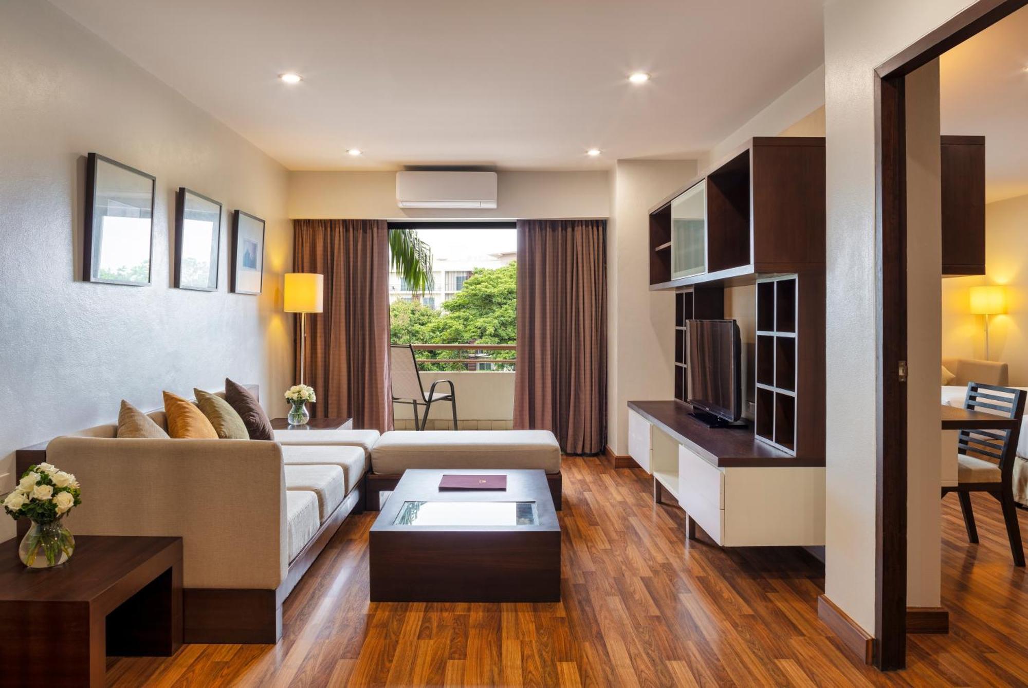 Deluxe Family Suite