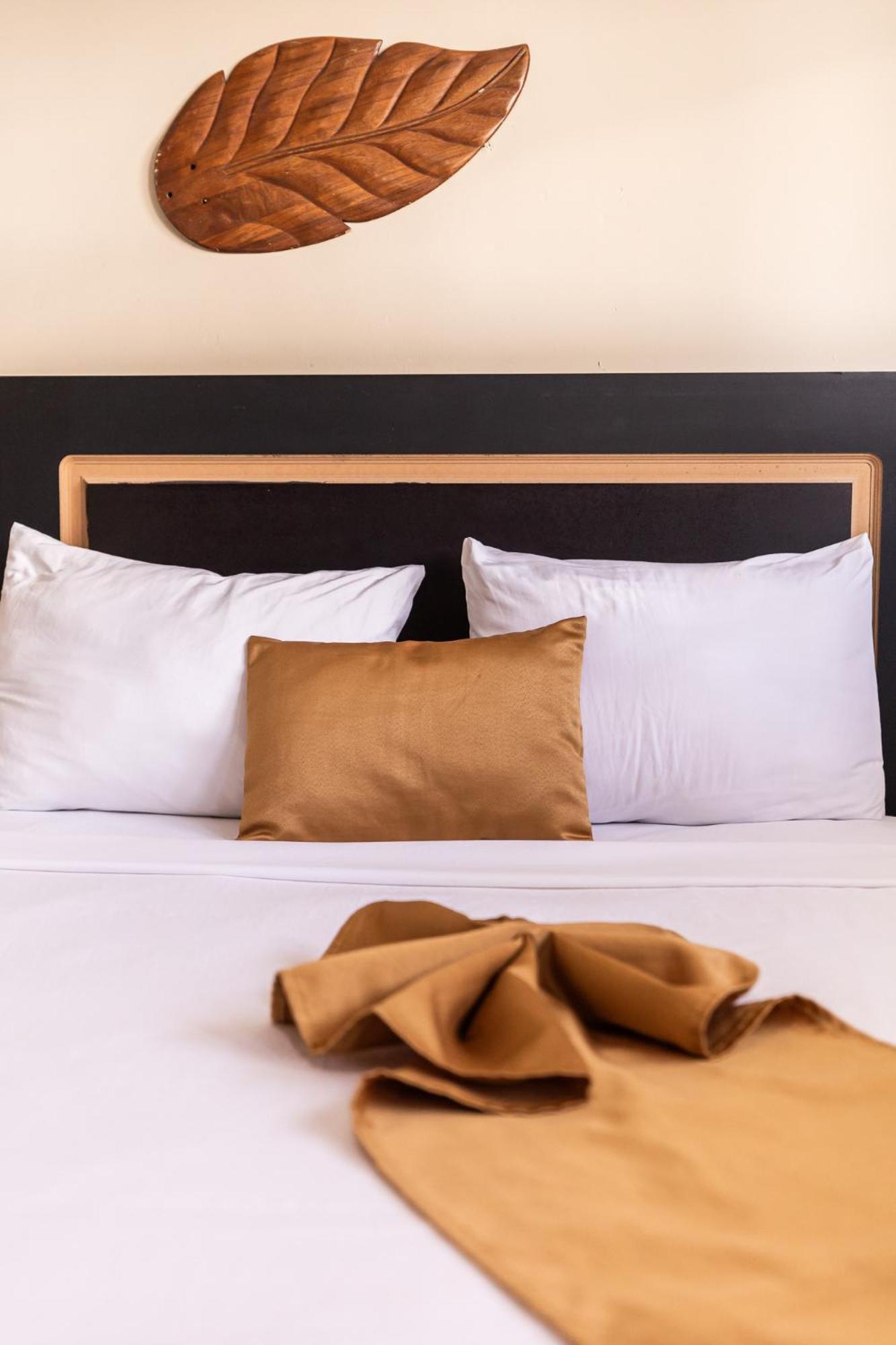 Deluxe Double Room Extra Bed
