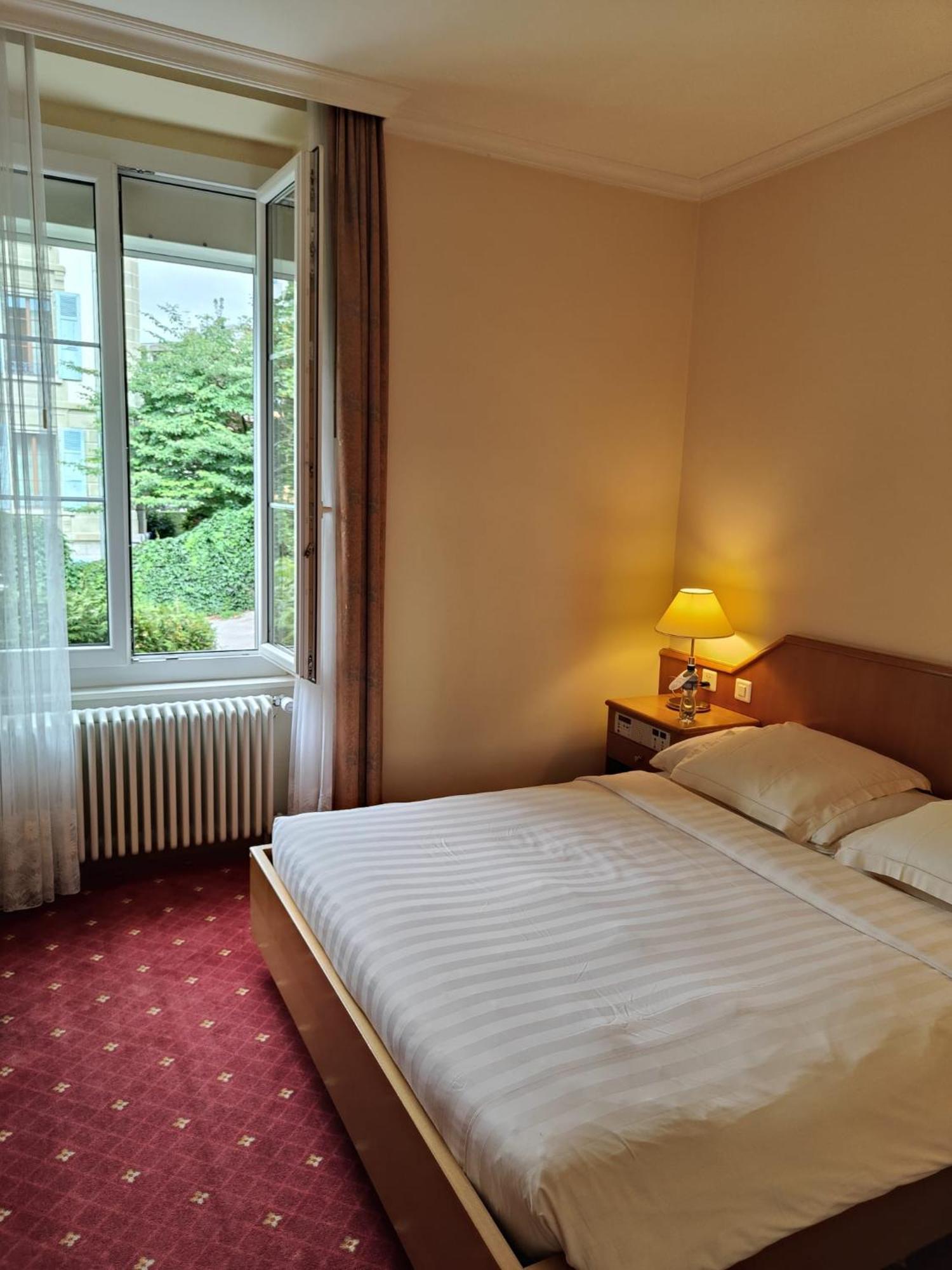Double Room,663889041:JPEG