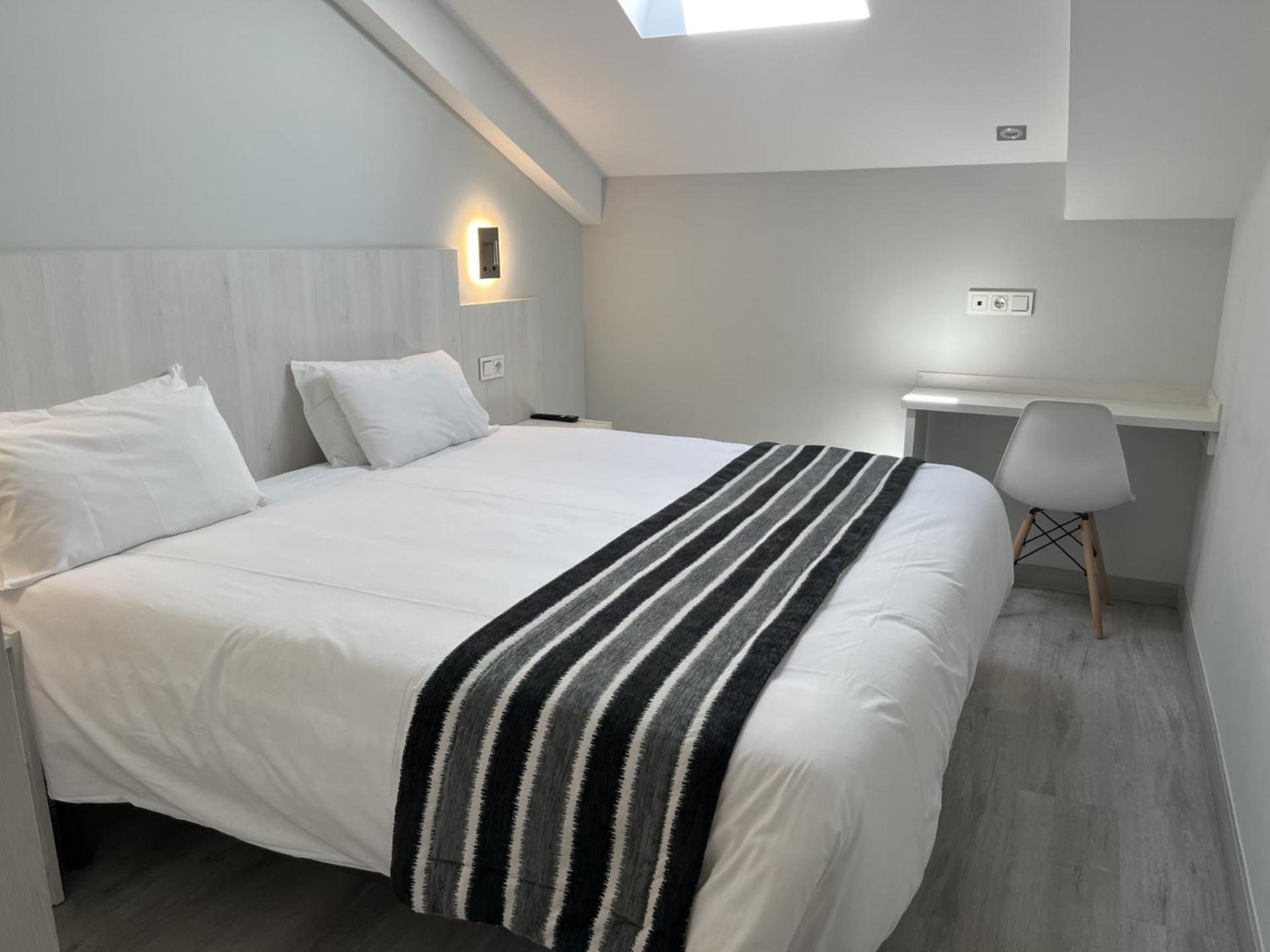 Double Room,1554138712:JPEG