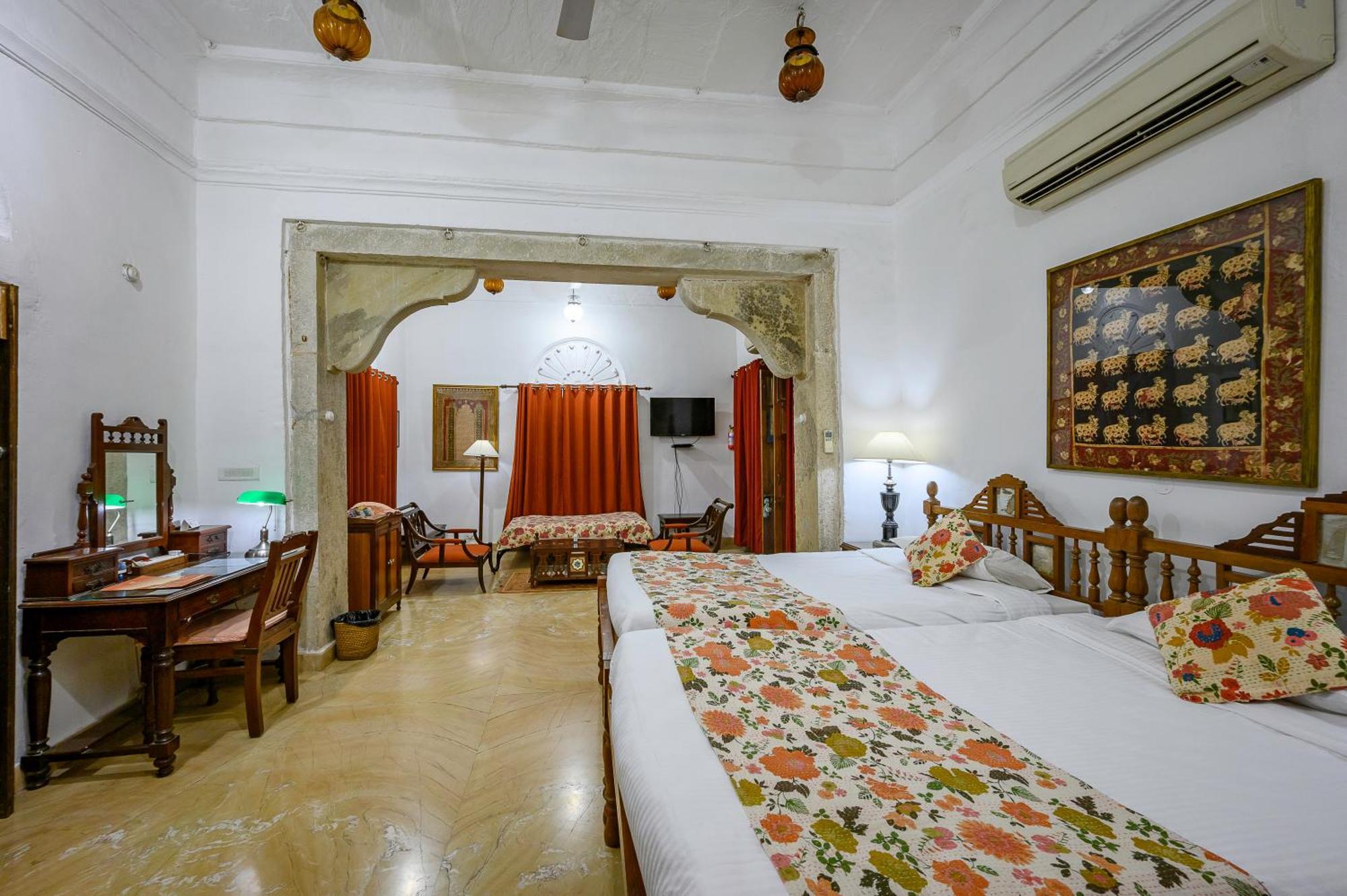 Heritage Royal Complimentary Evening Tea on Laundry Service