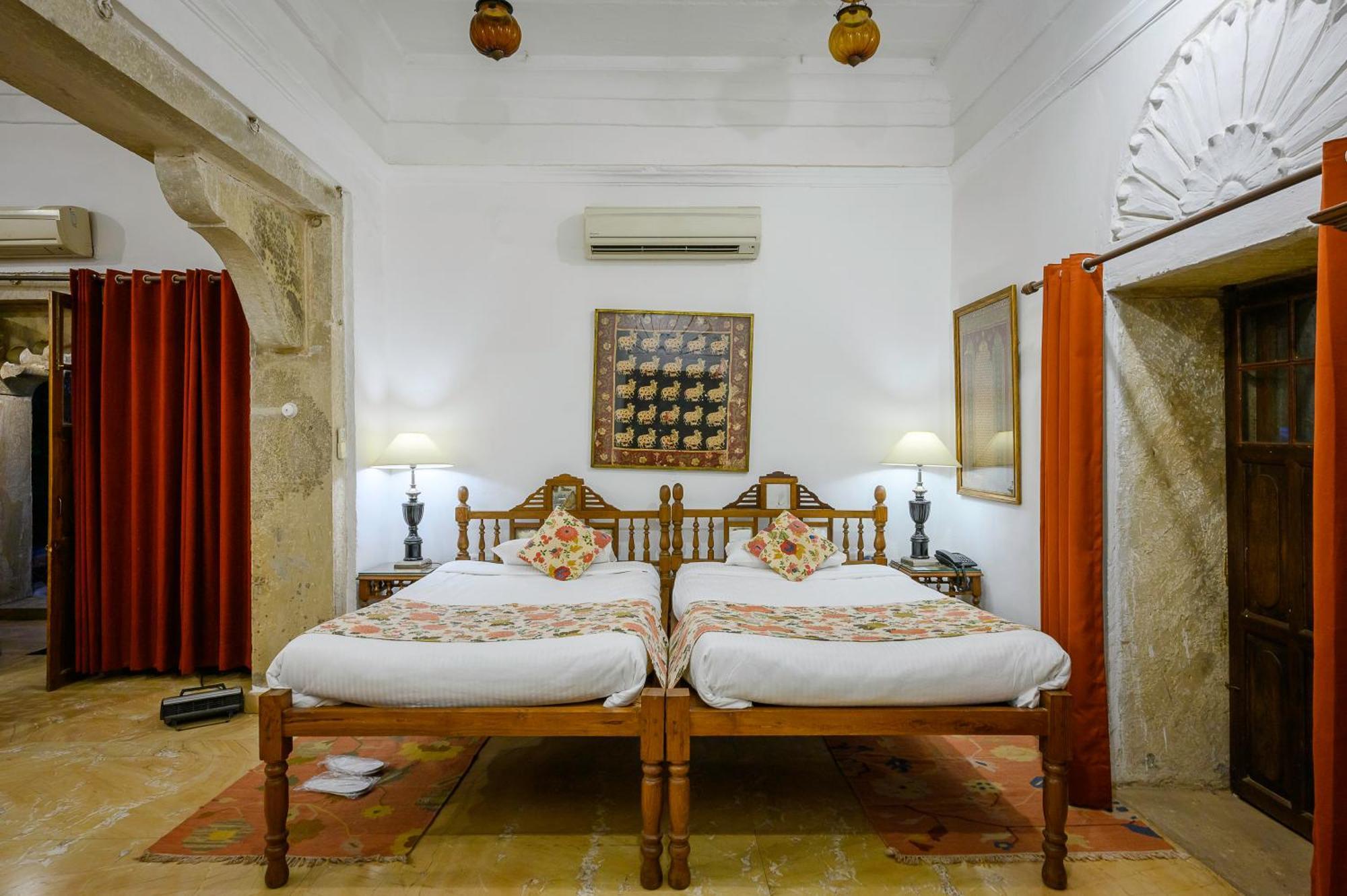 Heritage Royal Complimentary Evening Tea on Laundry Service