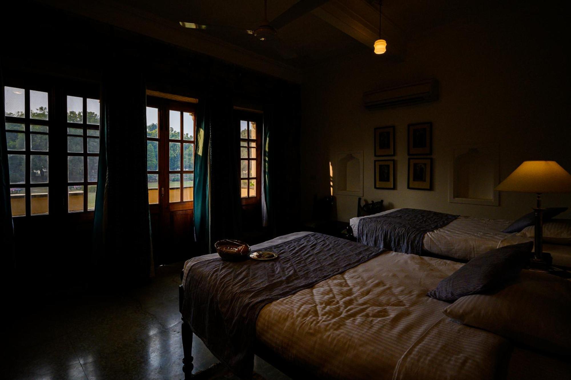 Heritage Splendour Complimentary Evening Tea on Laundry Service