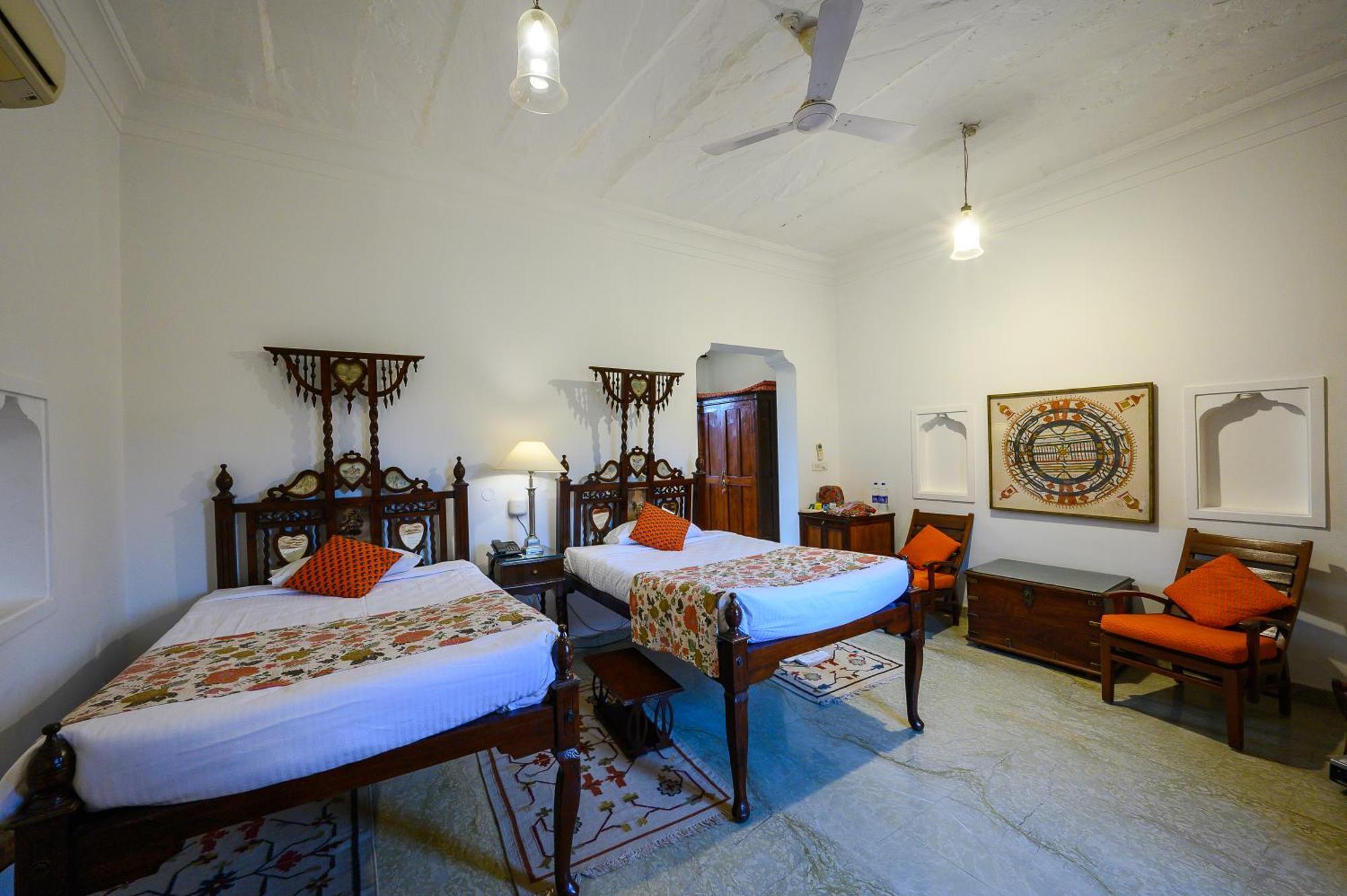 Heritage Splendour Complimentary Evening Tea on Laundry Service