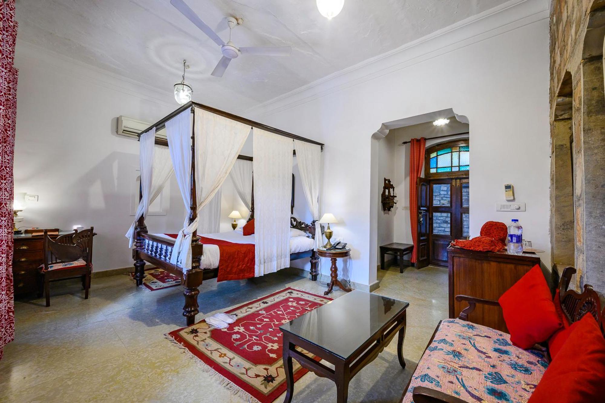 Heritage Old World Complimentary Evening Tea on Laundry Service