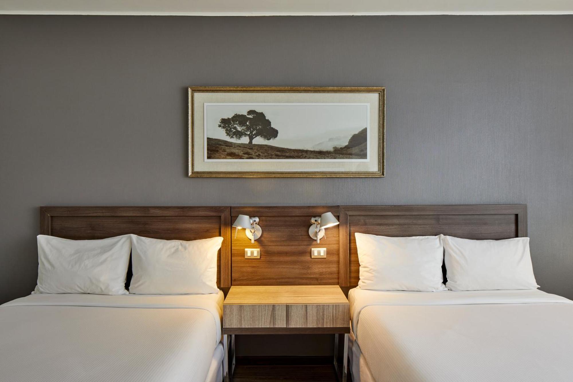 Queen Room Two Queen Beds Non-Smoking