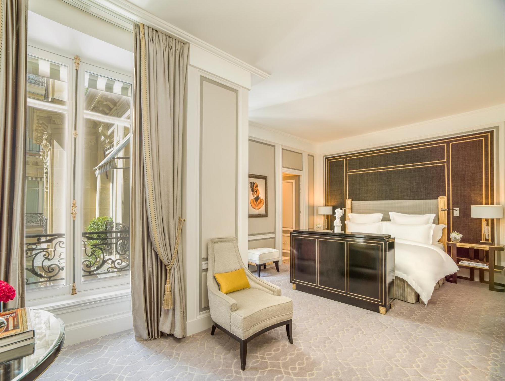 Grand Premier King Room