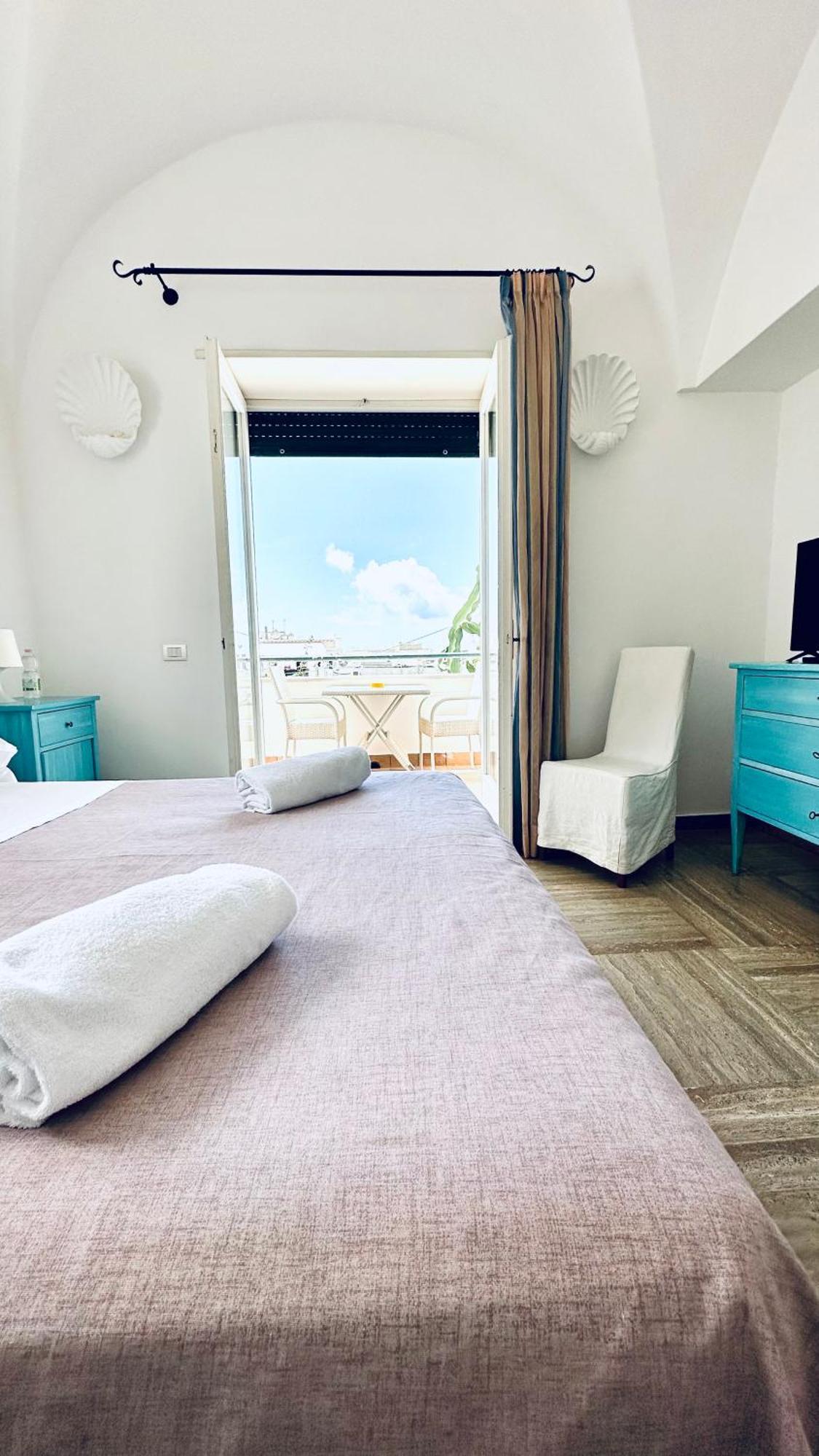 Deluxe Double Room Balcony