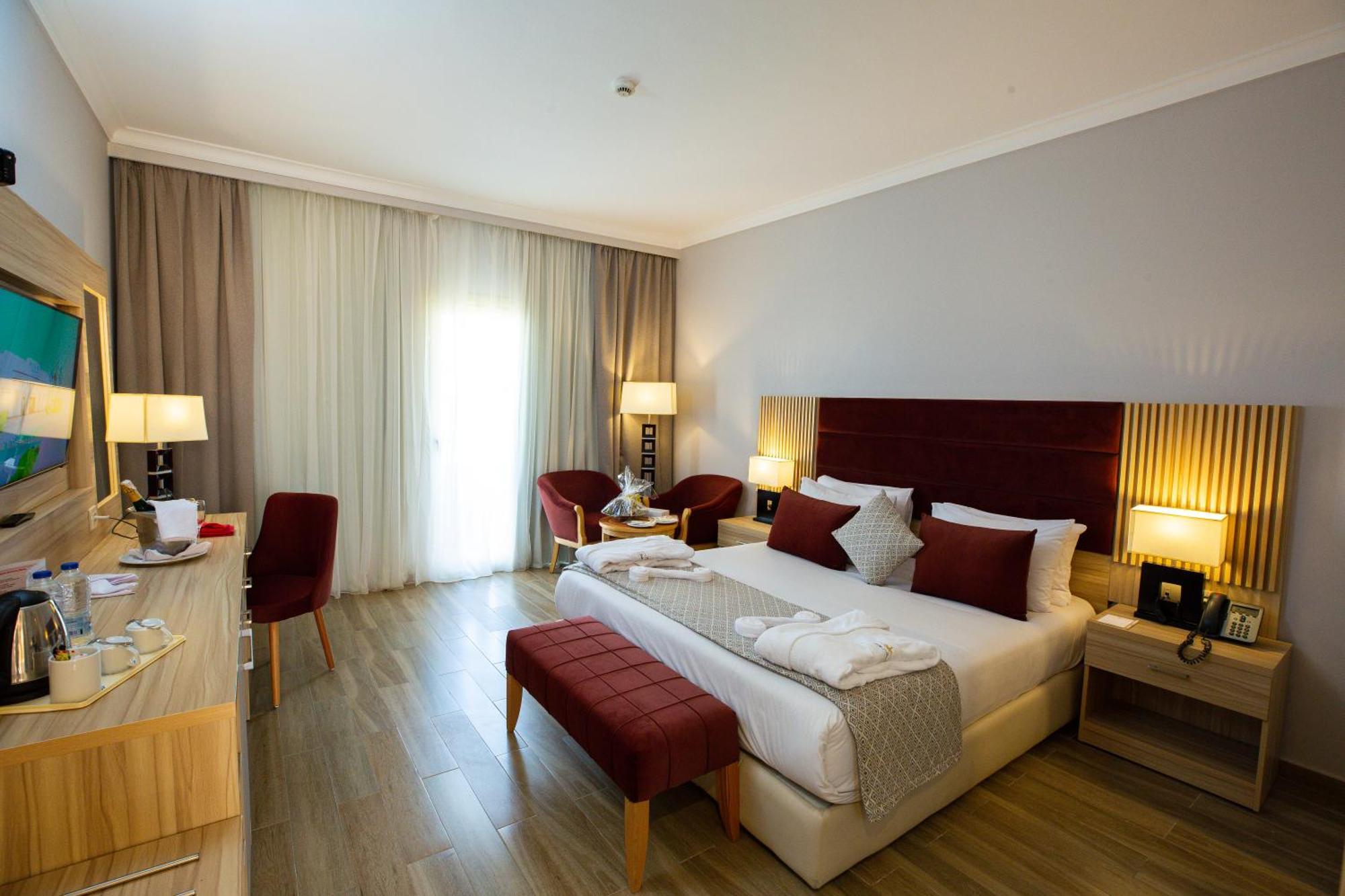 Premium Zimmer mit Poolblick