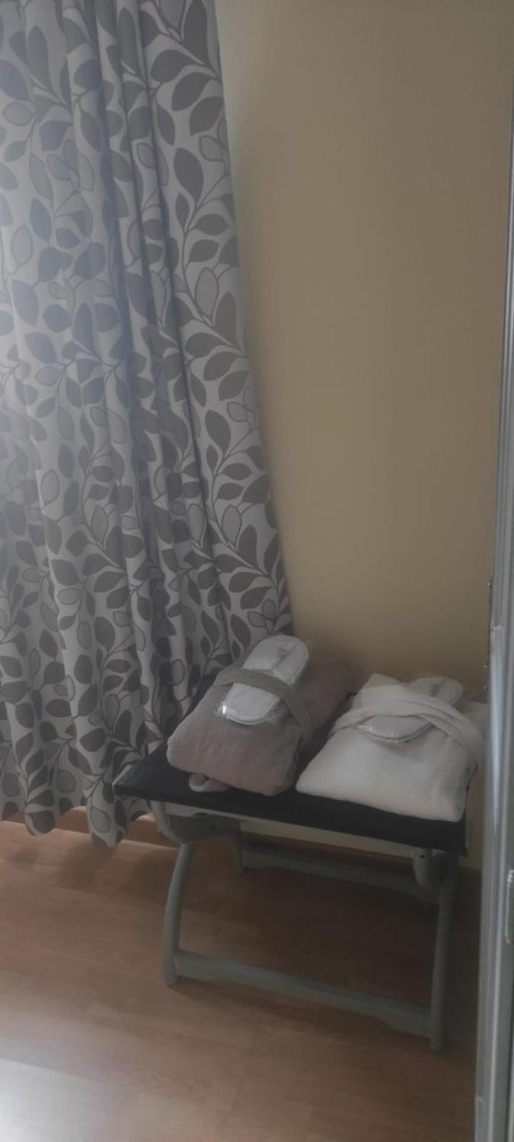 Economy Double Private External Bathroom