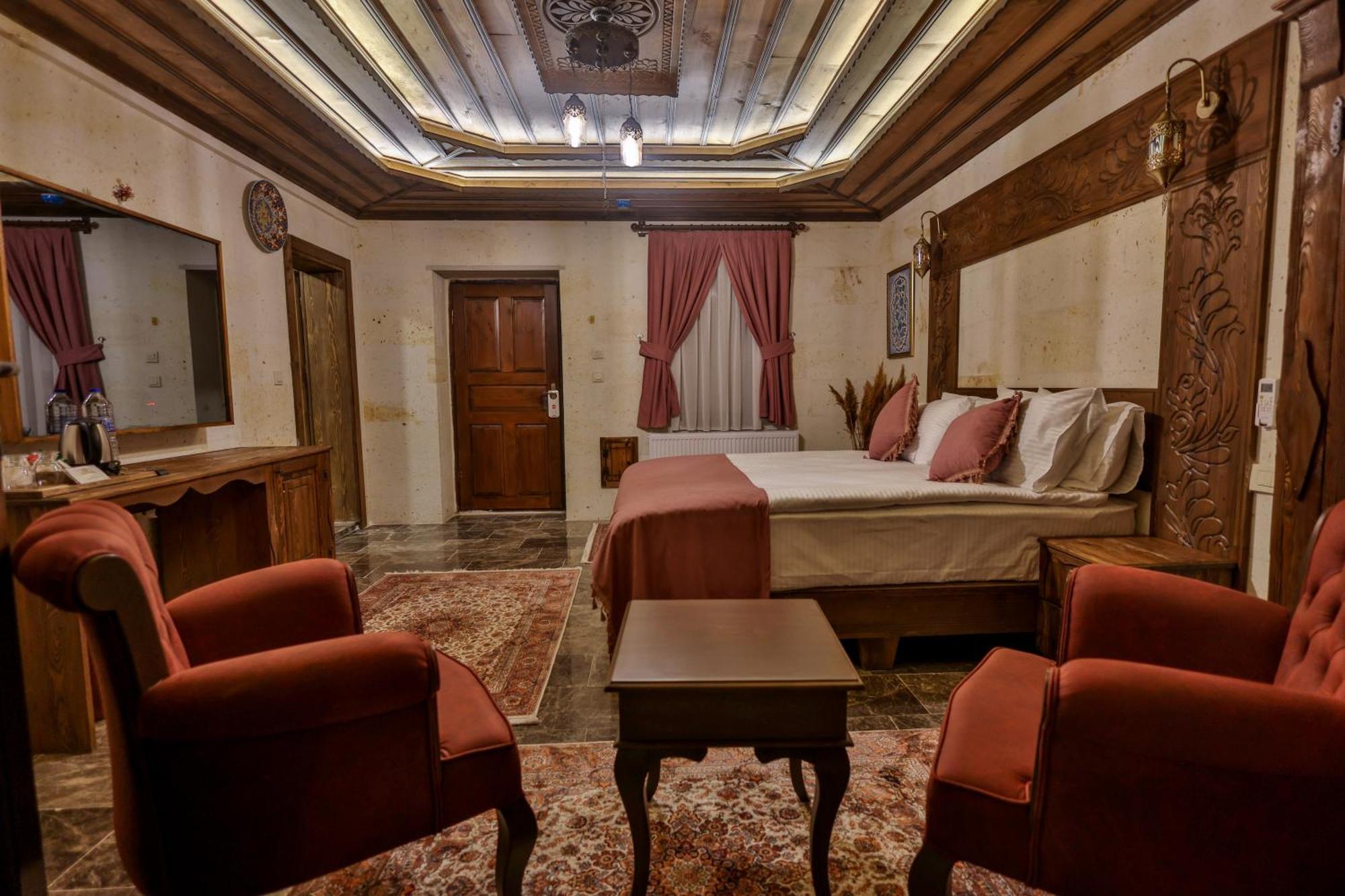 Habitación Doble Deluxe con balcón privado con jardín