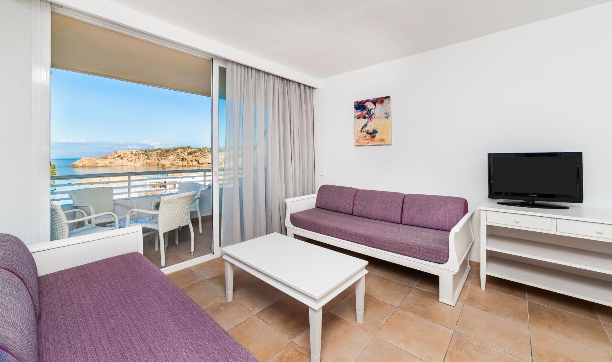 Apartment with Sea View,1559471338:JPEG