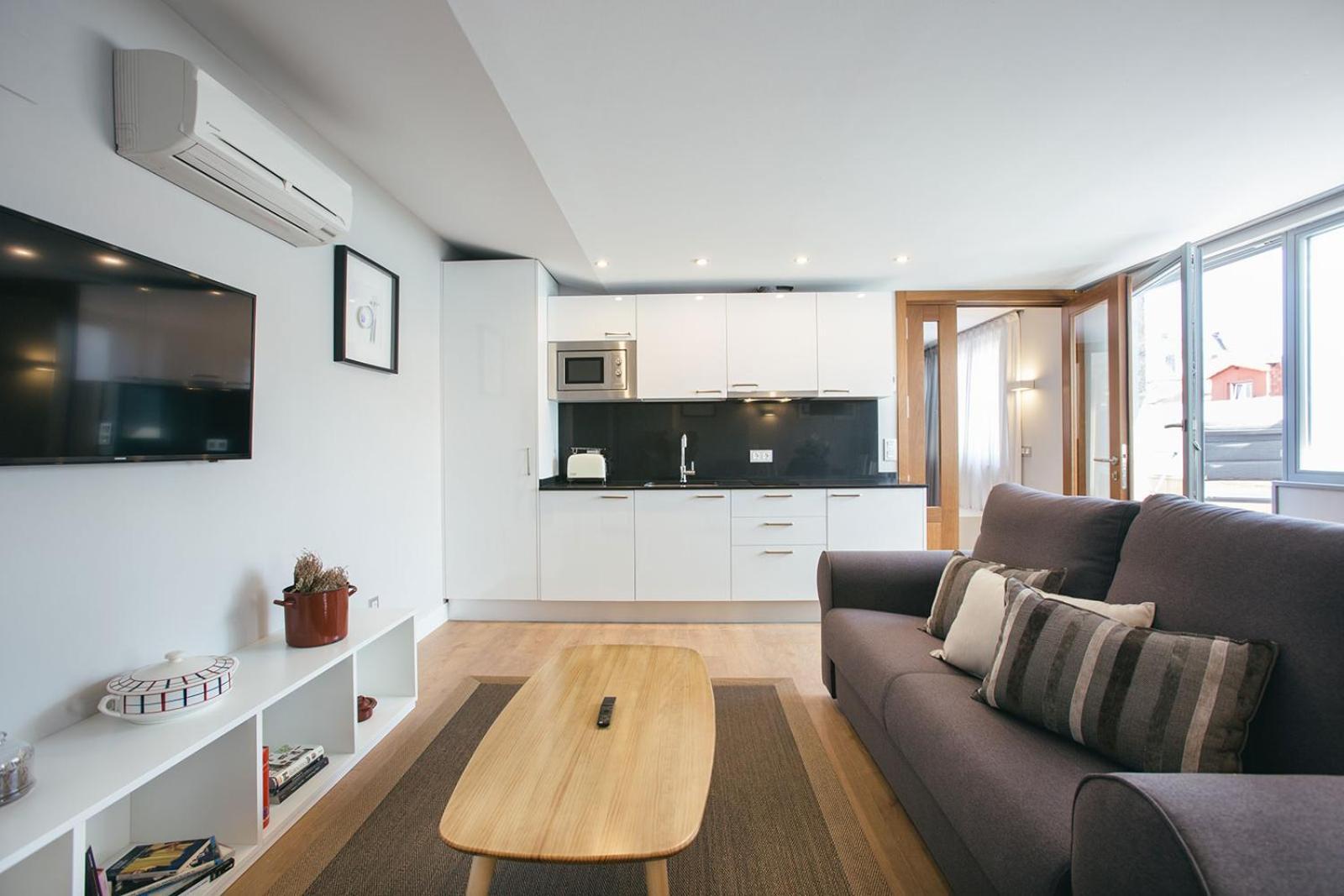 Penthouse Apartment with Terrace,1559586889:JPEG