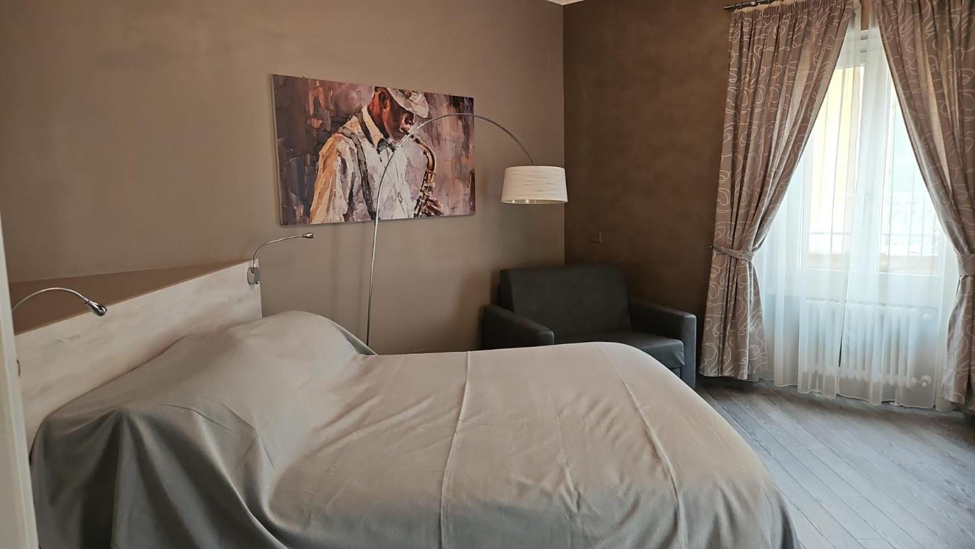 Deluxe Family Suite