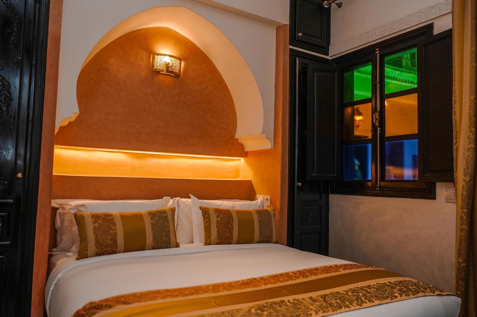 Small Double Room,1560510715:JPEG