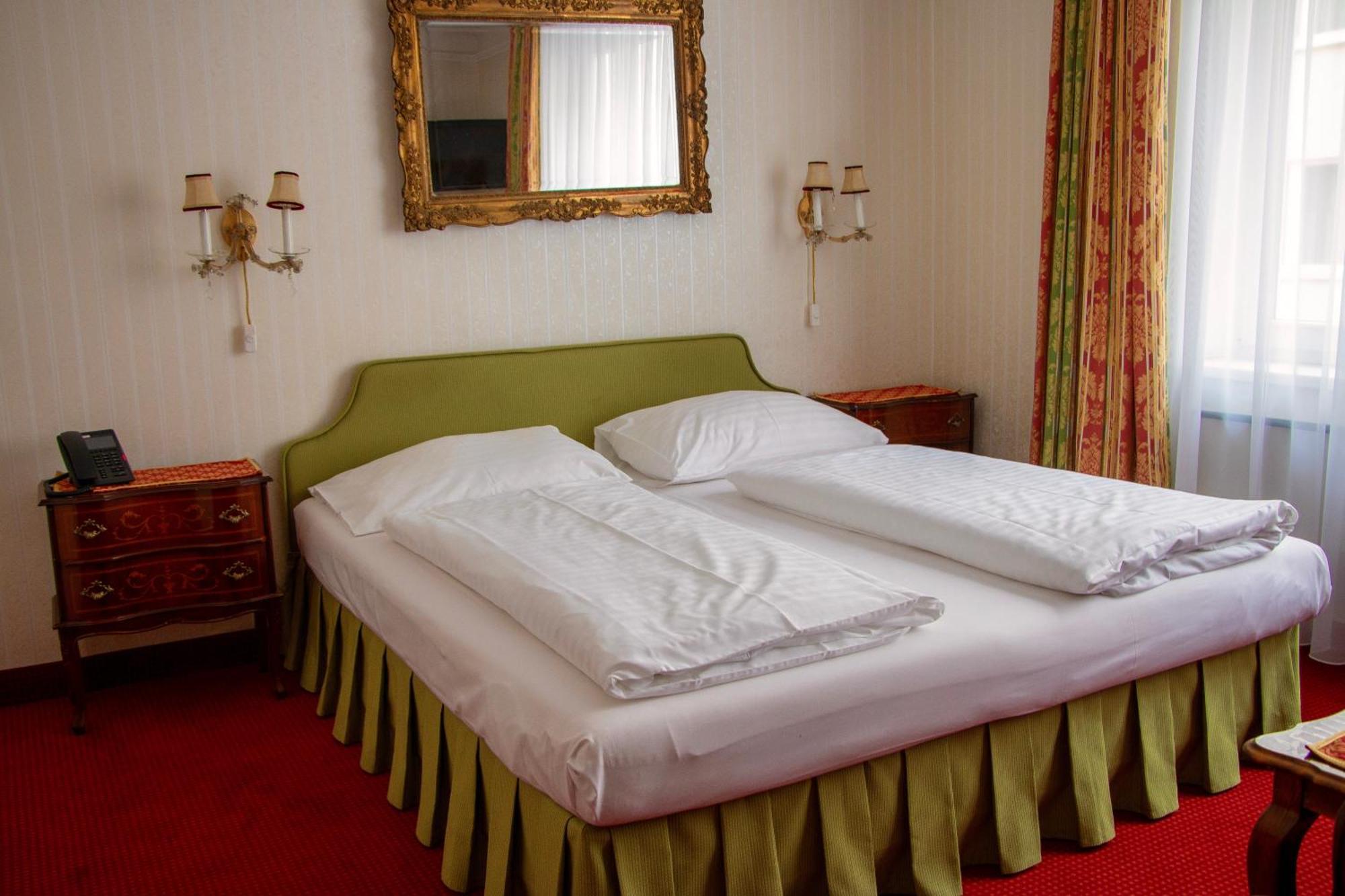 Comfort Double Room large bathroom