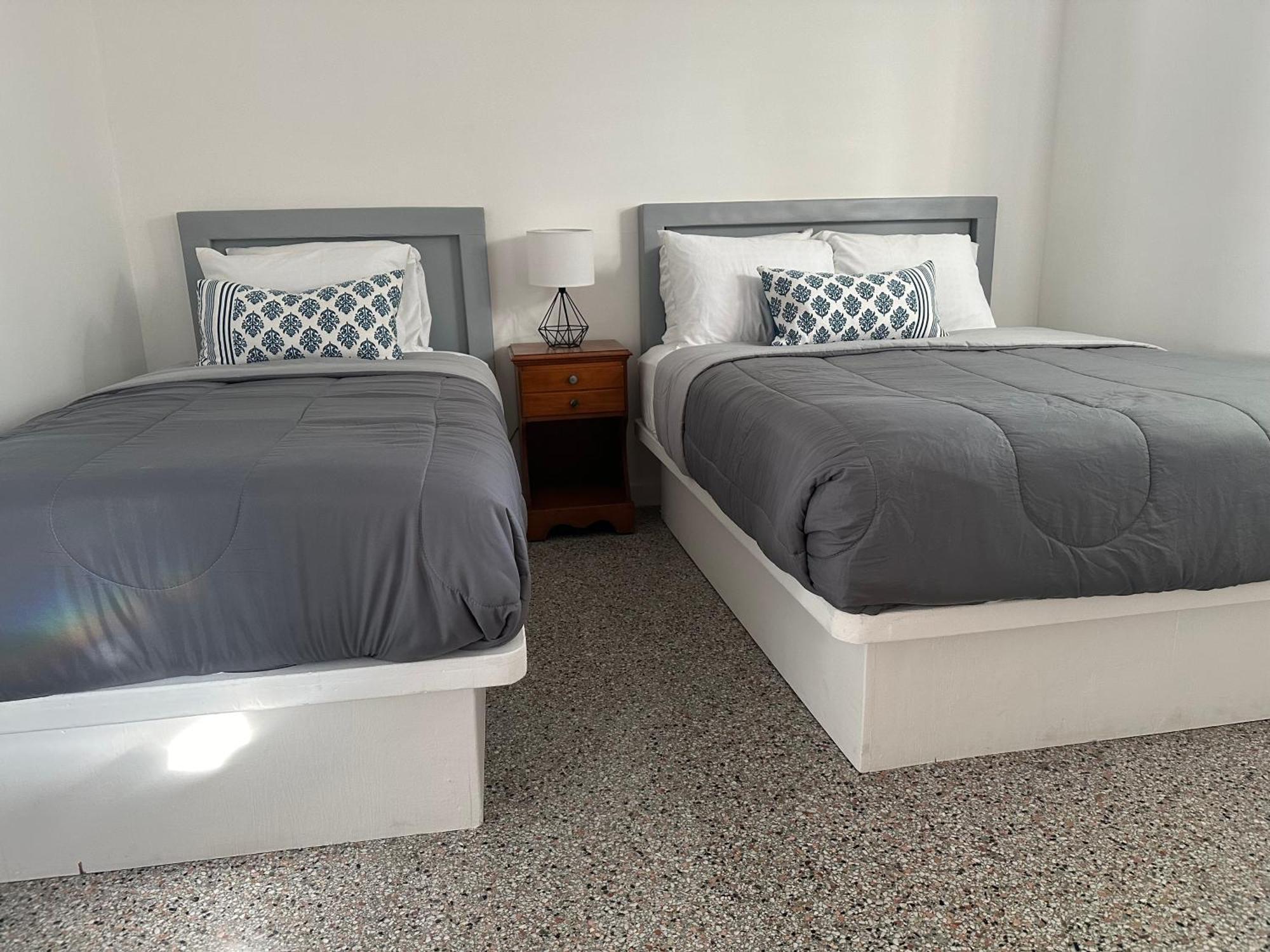 Queen Suite with Pool View,1569675362:JPEG