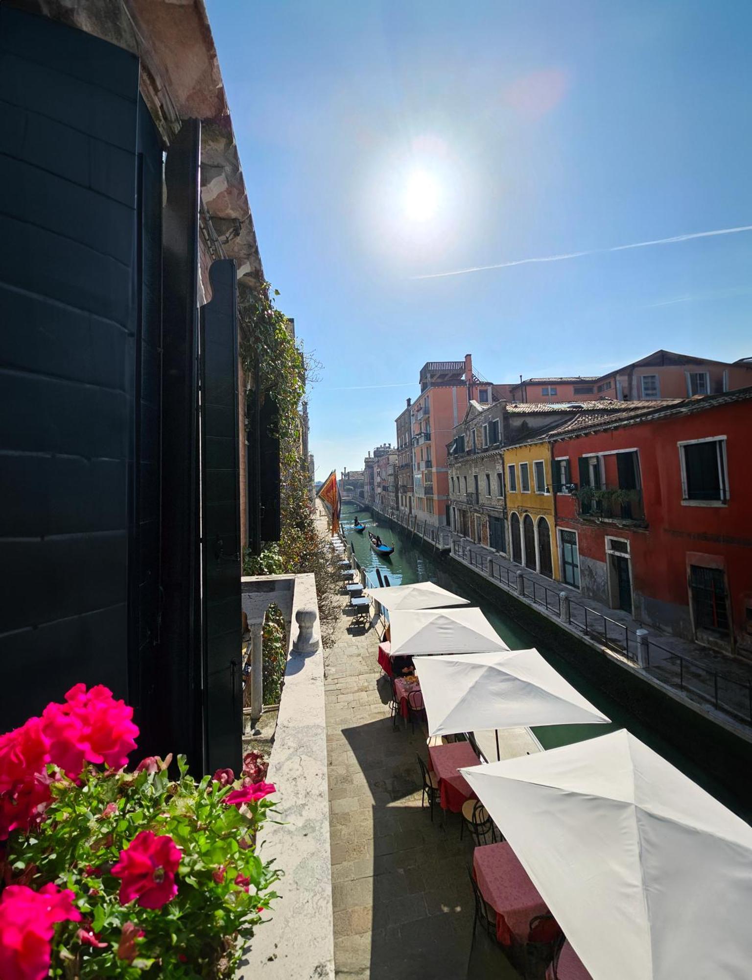 Superior Double or Twin Room Canal View