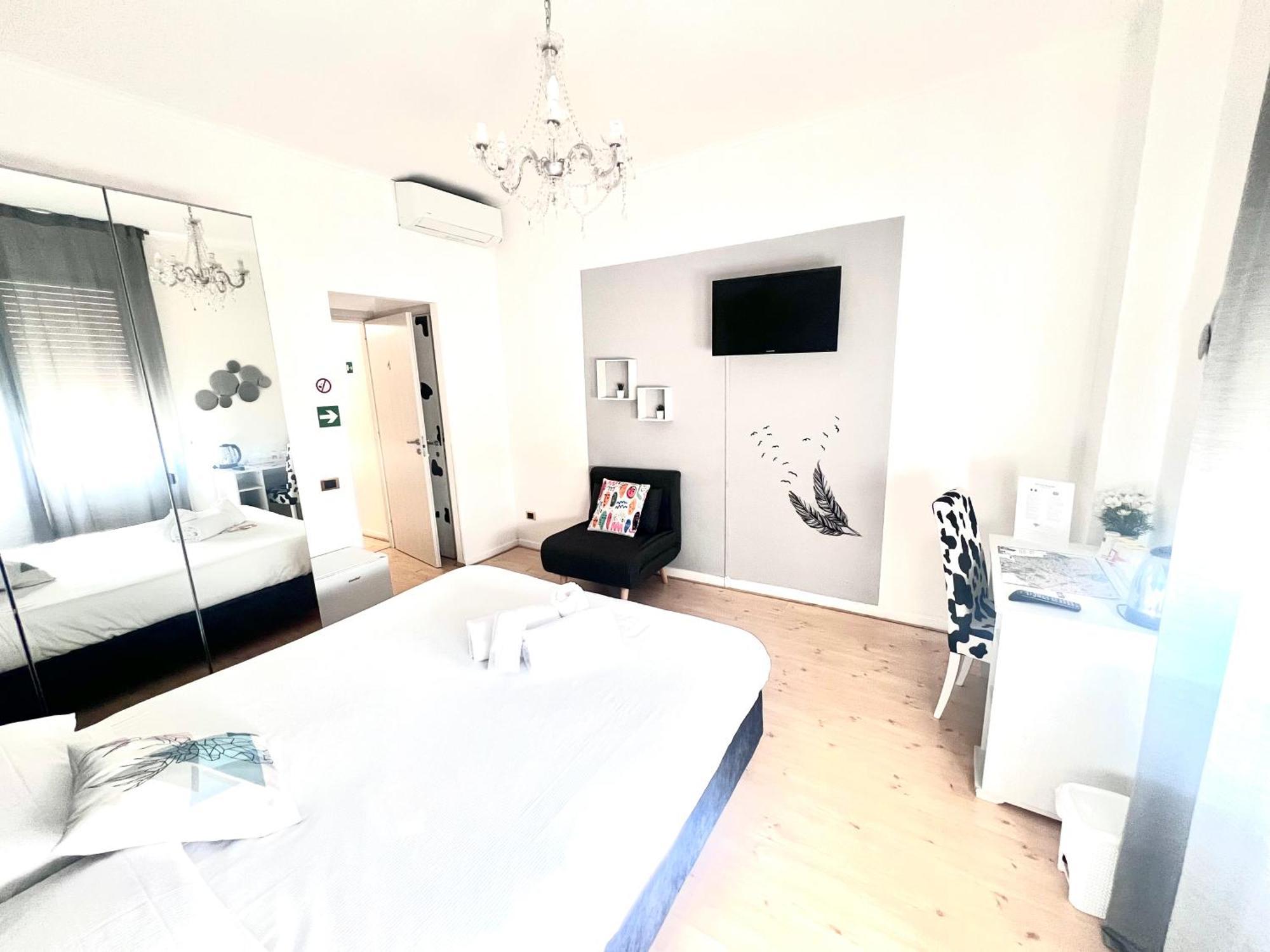 Double Room Private Bathroom